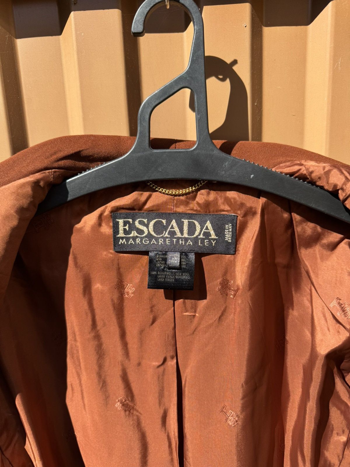 Escada Vintage Escada Viscose Luxury Blazer Made in Germany Size M / US 6-8 / IT 42-44 - 12 Thumbnail