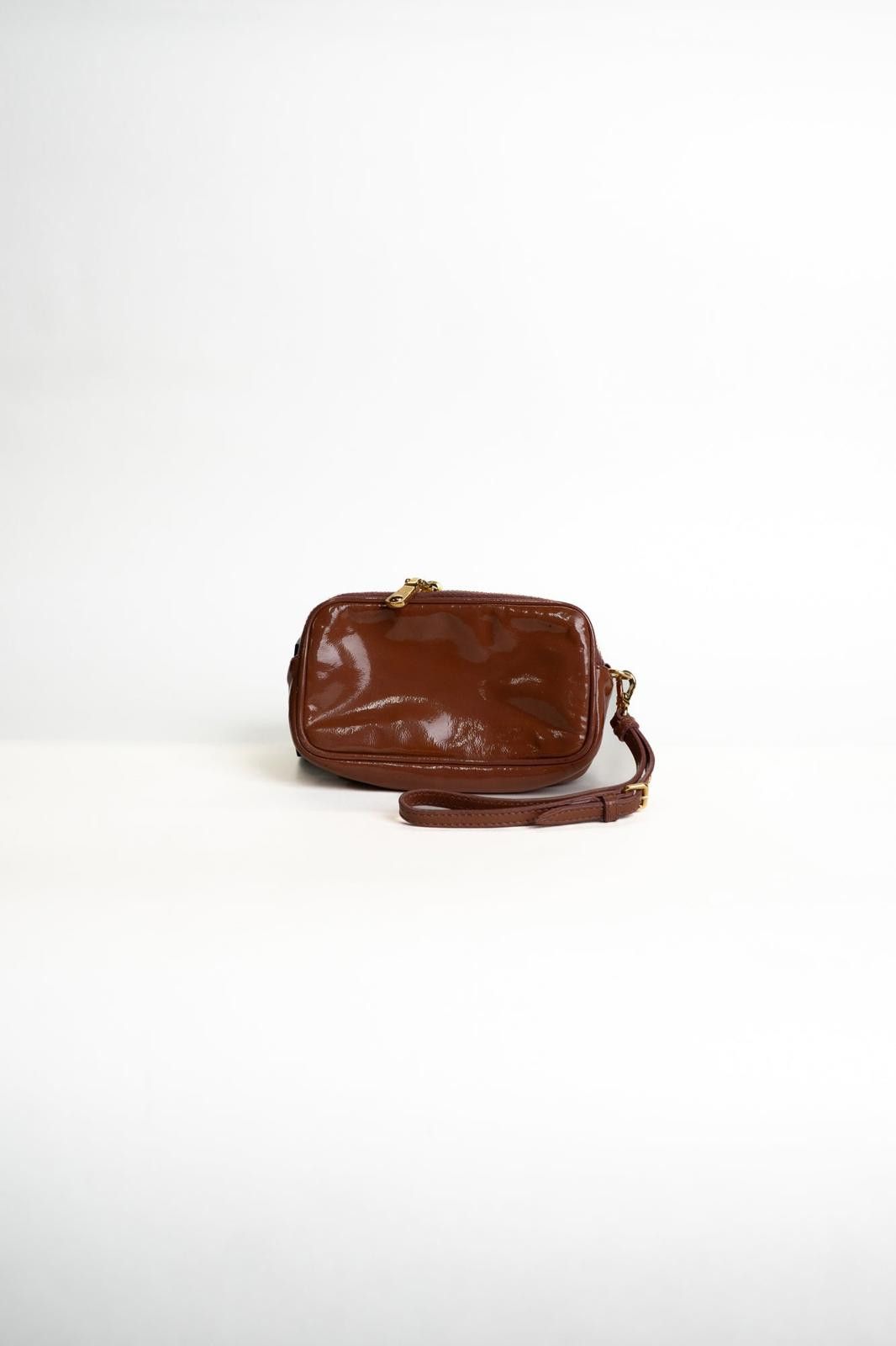 Miu Miu 2010's Miu Miu Patent Leather Bow Brown Pouch Size ONE SIZE - 1 Thumbnail