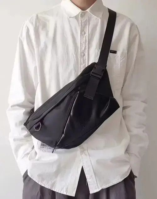 Y2K Grunge Side Belt Bag Fanny Pack Sling Bag in Black, Men's