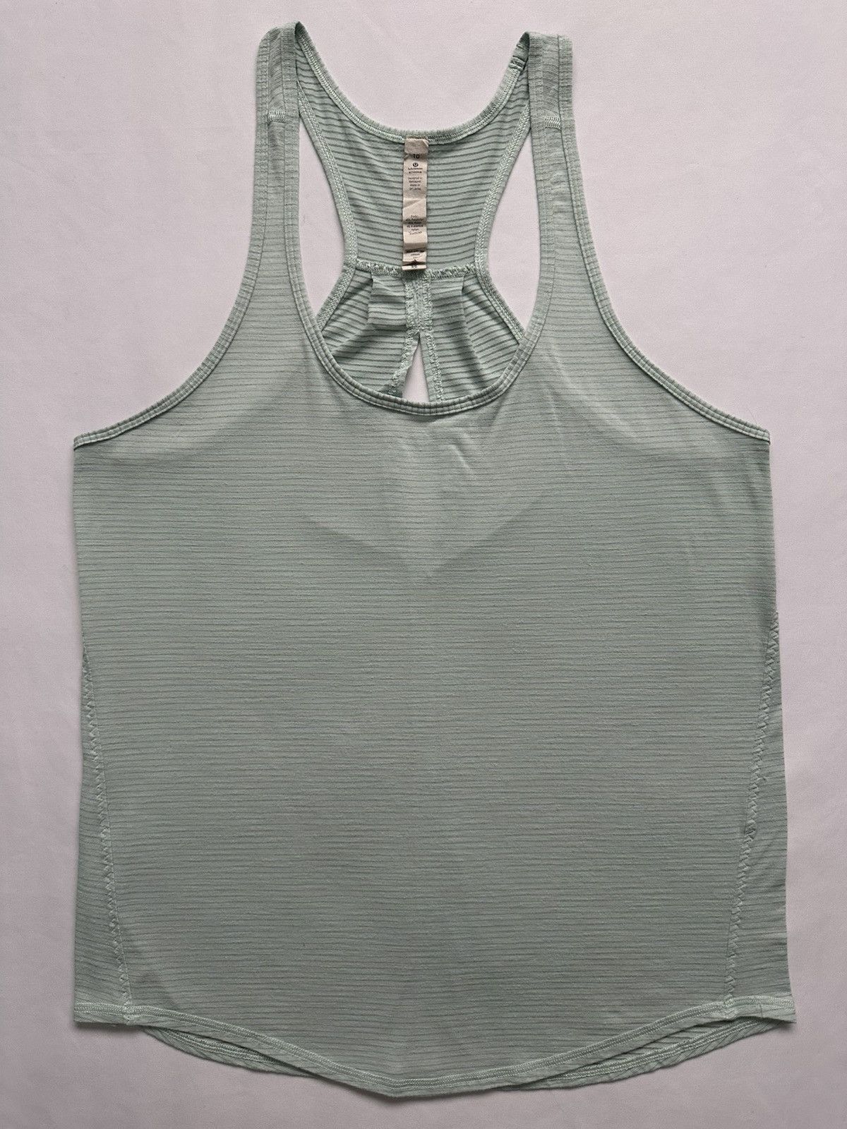 Other Lululemon Women’s Athletic Workout Tank Top Size M / US 6-8 / IT 42-44 - 1 Thumbnail