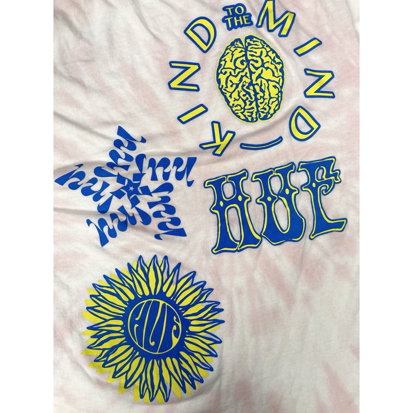 Huf VINTAGE? No can't assume vintage. HUF Shirt Men Medium Pink Tie Dye Graphic Short Sleeve Crew Neck All Seasons Art Logo 2010-2019 T-Shirt Size US M / EU 48-50 / 2 - 2 Thumbnail
