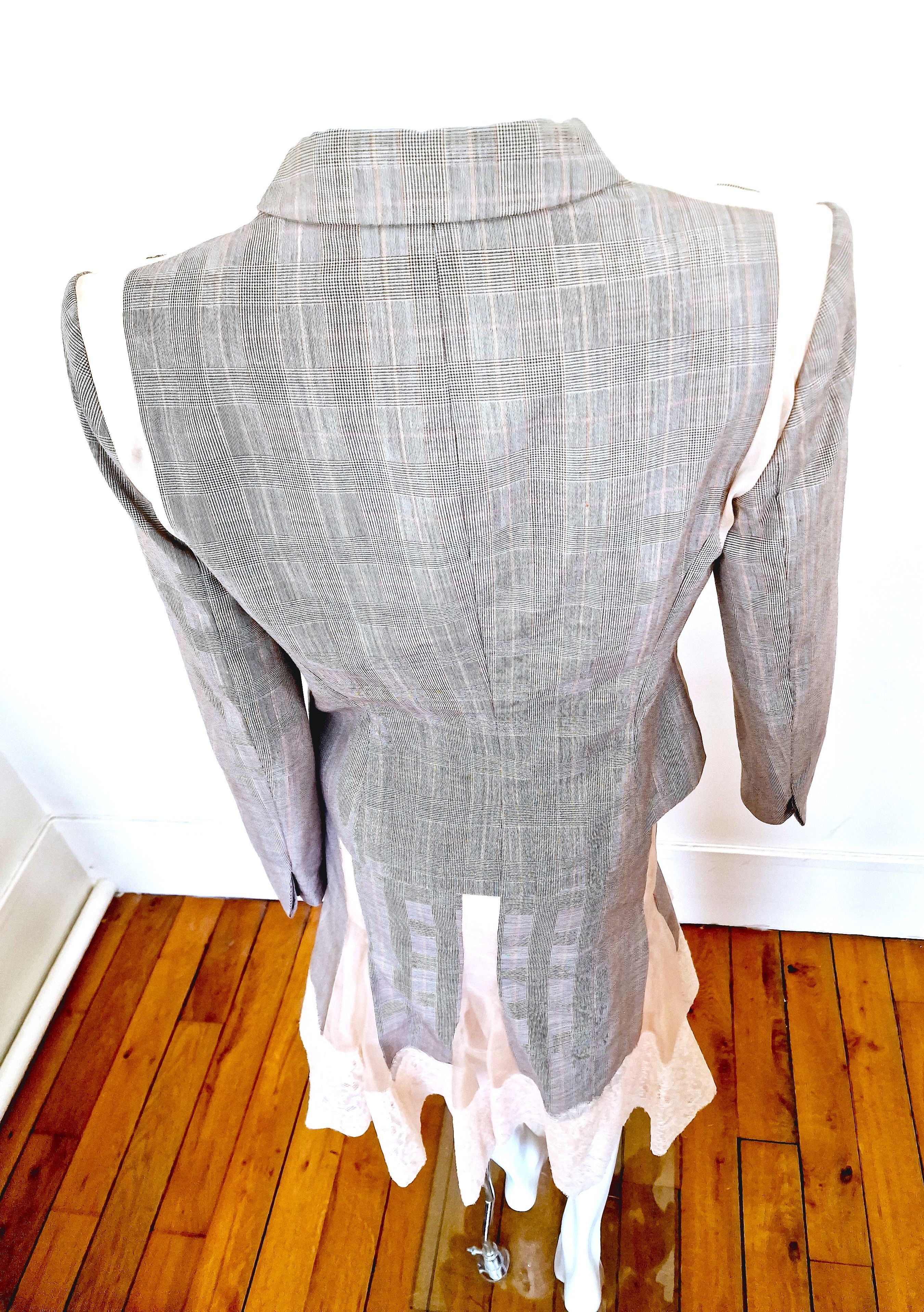 Alexander McQueen Alexander McQueen Deliverance 2004 Runway Couture Dress Suit Size L / US 10 / IT 46 - 13 Thumbnail