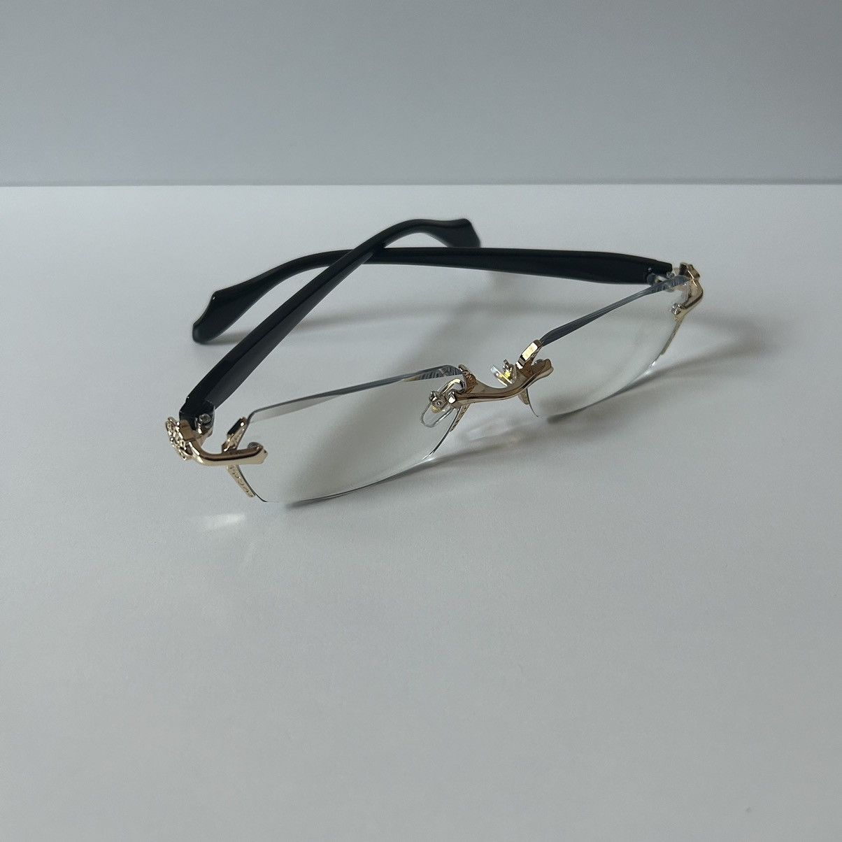 Japanese Brand × Vintage 90s Y2K retro style black frame gold cross rimless glasses Size ONE SIZE - 6 Thumbnail