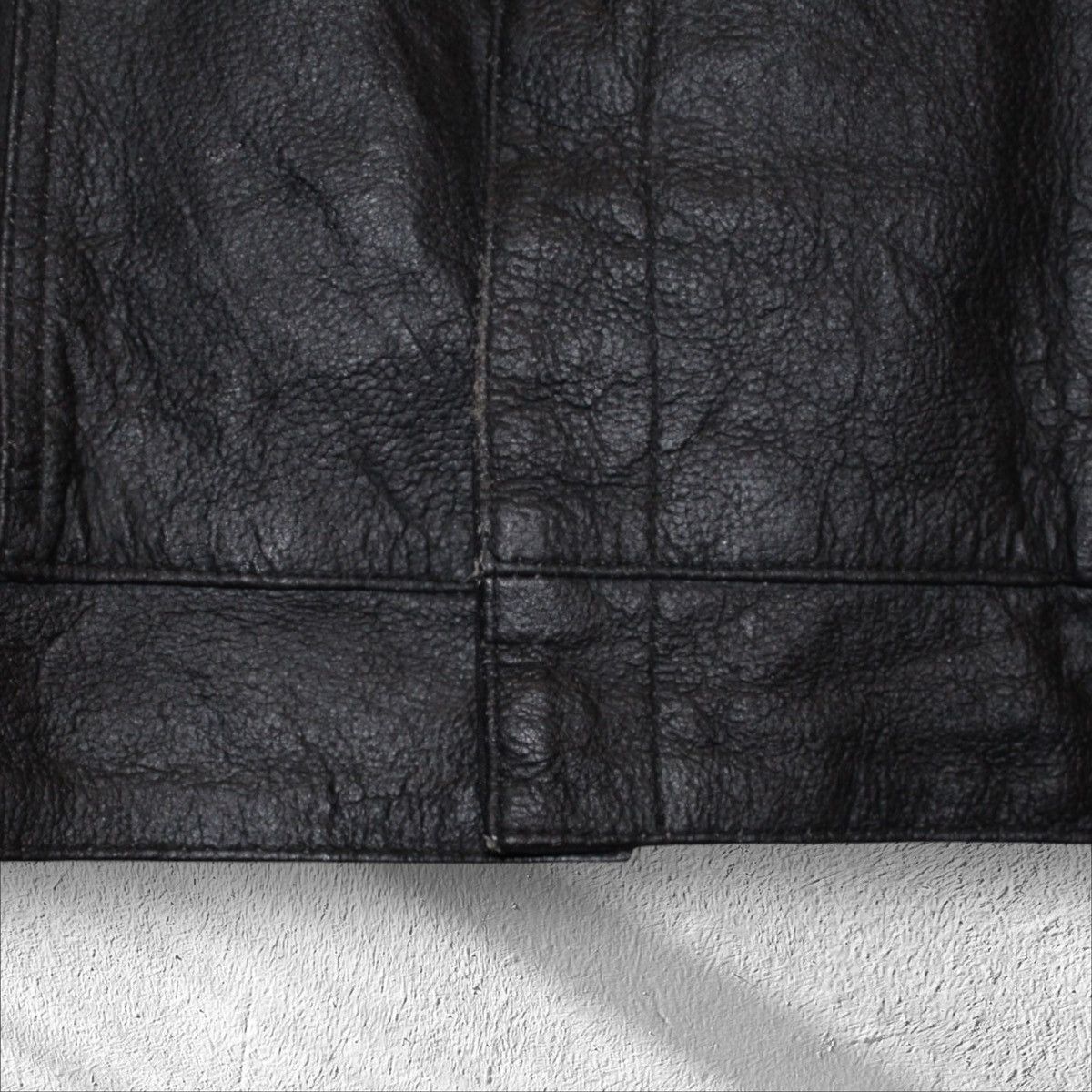 Vintage Vintage Black Leather Vest Made in USA Large Size US L / EU 52-54 / 3 - 3 Thumbnail