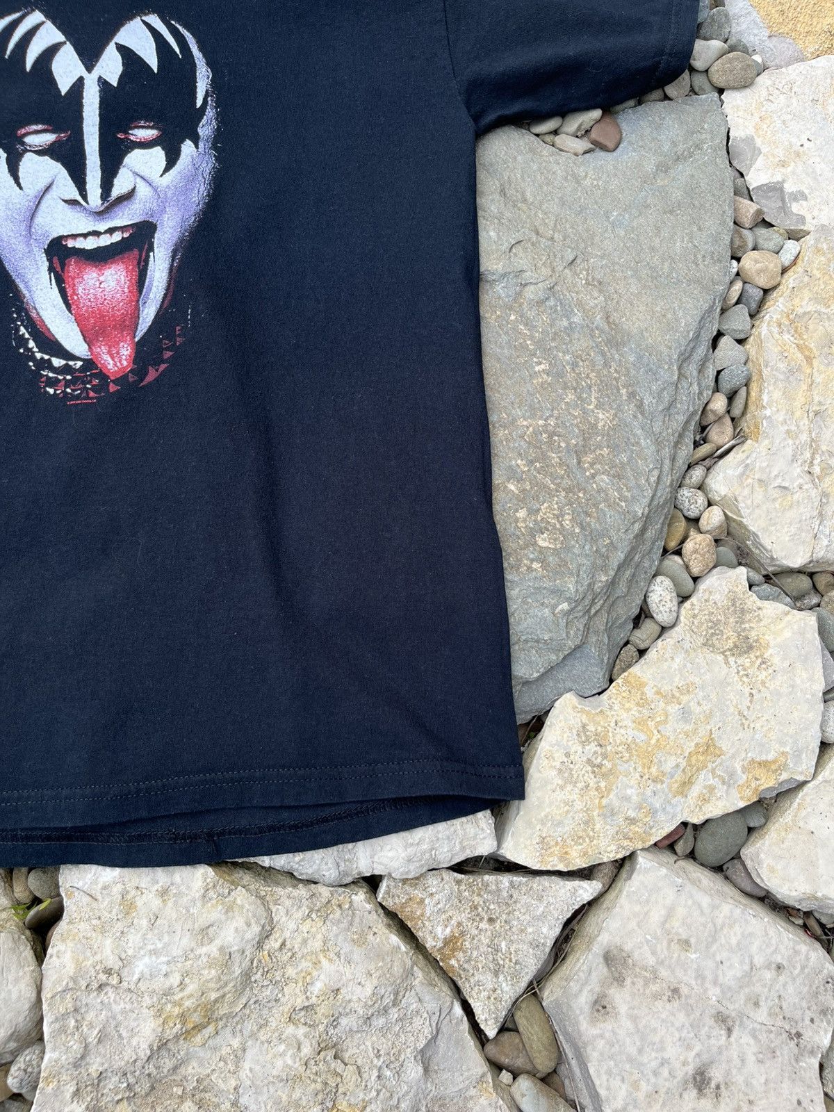 Band Tees × KISS × Vintage Vintage Kiss 2002 y2k face tongue logo band tee t-shirt rock Size US L / EU 52-54 / 3 - 7 Thumbnail