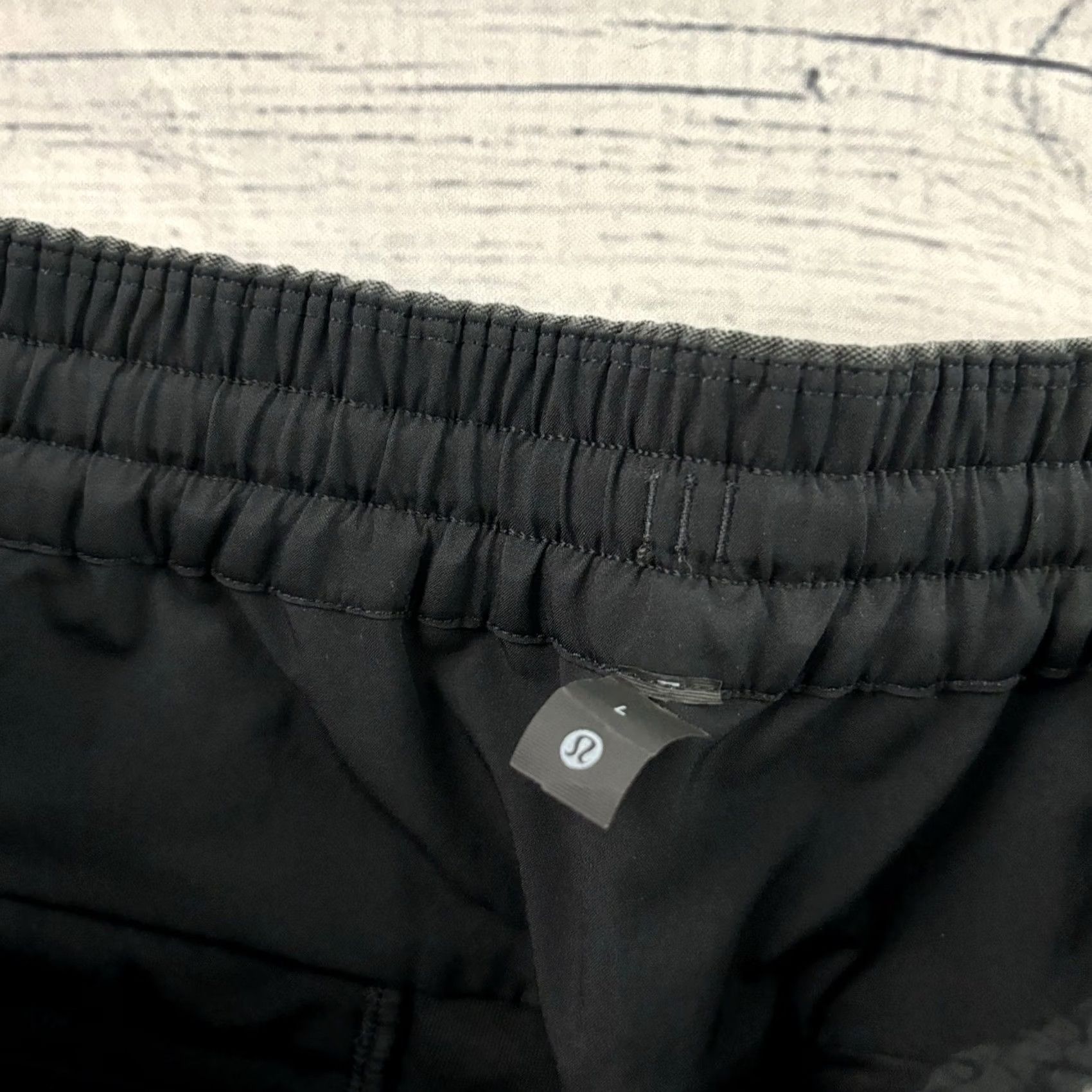 Lululemon Lululemon Bowline Pant Utilitech Fabric Casual Flat Front Pants Men's L Gray Size US 33 - 4 Thumbnail