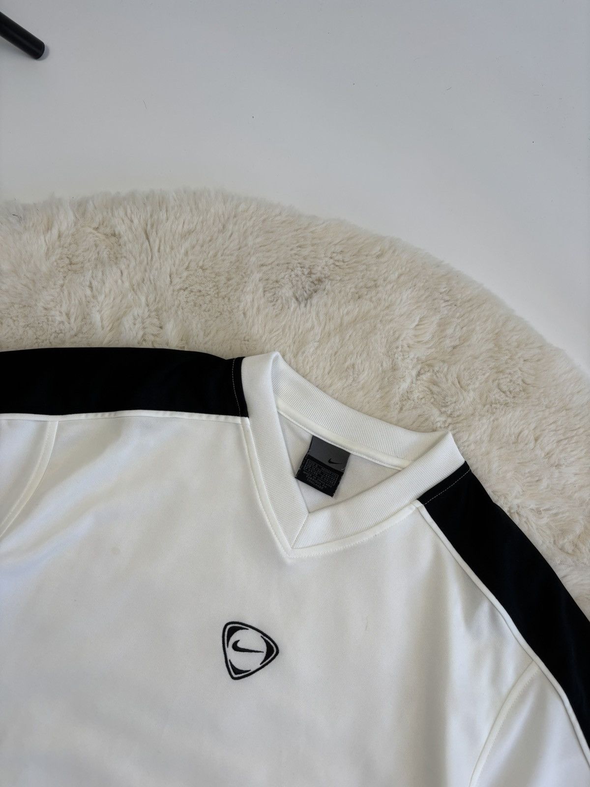 Nike × Vintage Vintage Nike 90’s Central Swoosh Tee T-shirt Size S Size US S / EU 44-46 / 1 - 3 Thumbnail