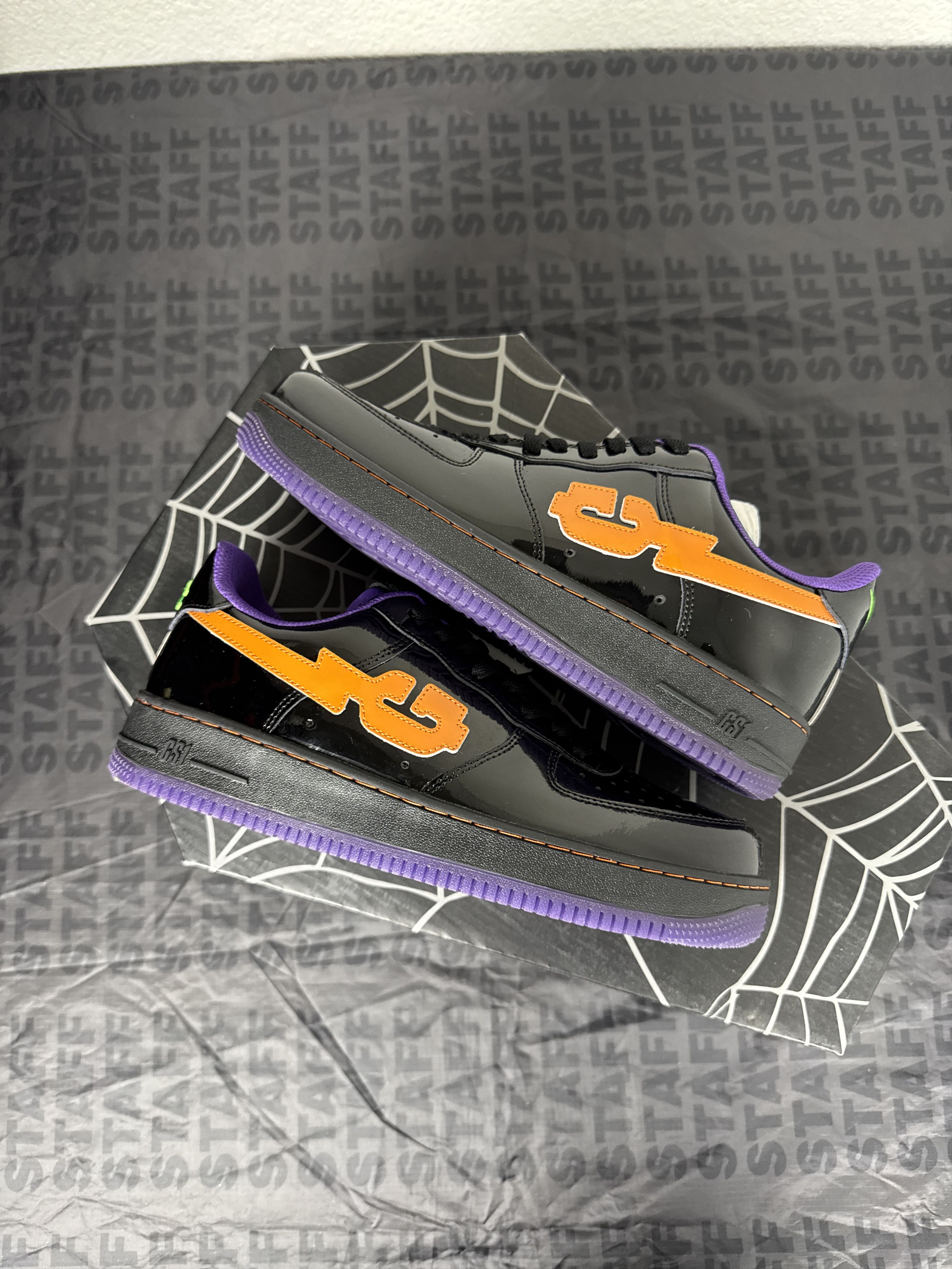 Goth Money GStar Webz Size US 10 / EU 43 - 1 Thumbnail