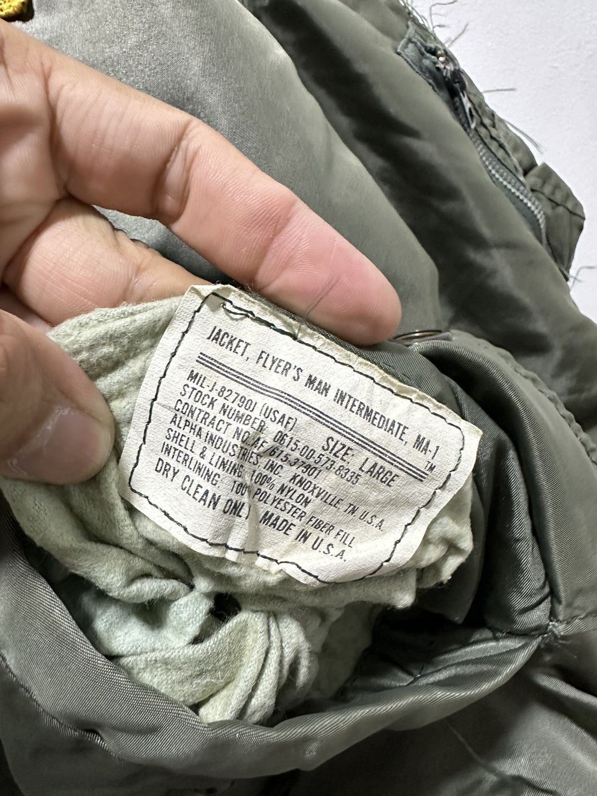 Alpha Industries × Vintage Vintage Alpha Industries MA-1 Flight Jacket USS Midway CV-41 Size US L / EU 52-54 / 3 - 3 Thumbnail