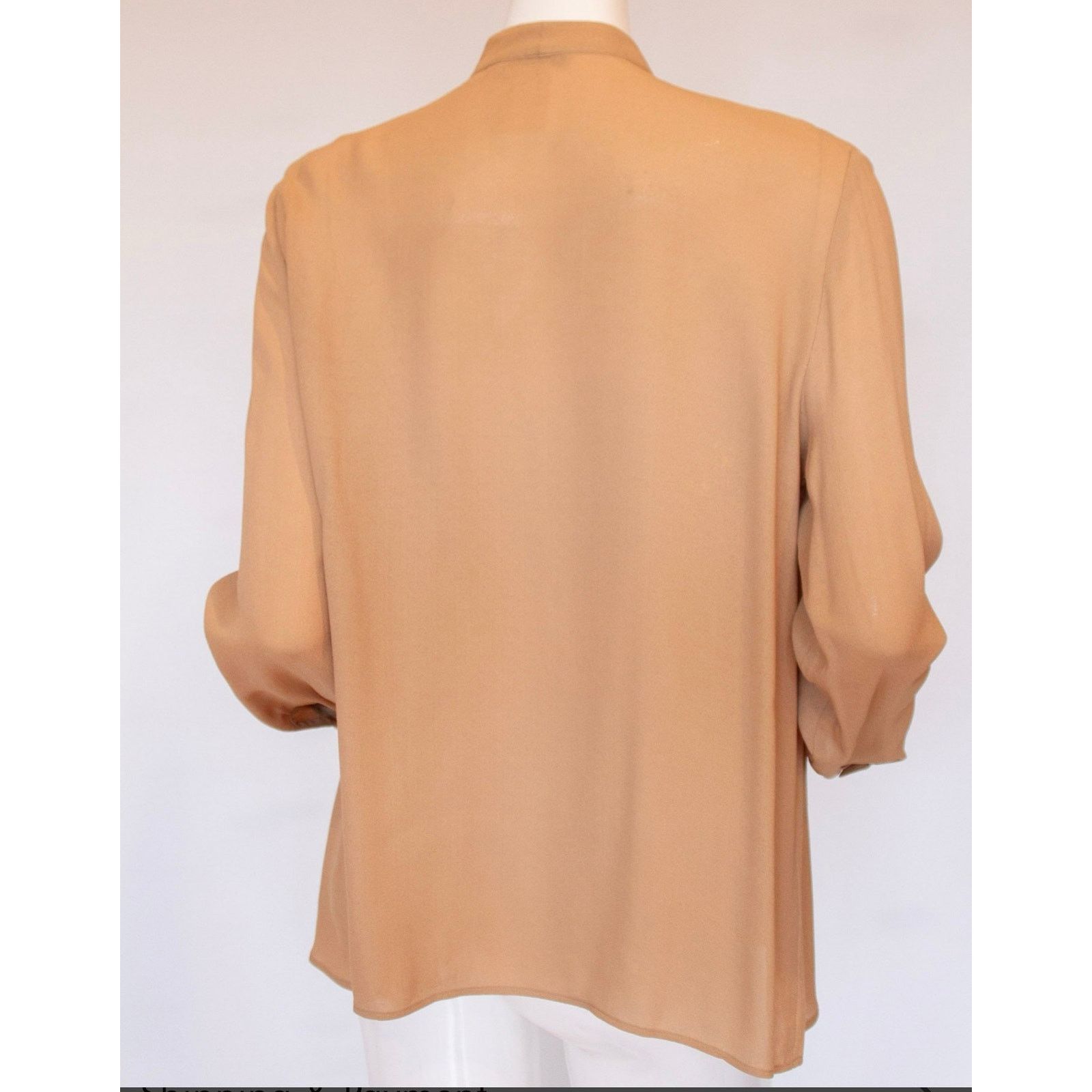 Emporio Armani Emporio Armani Nude Silk Blouse - Size 44 Size XL / US 12-14 / IT 48-50 - 4 Thumbnail
