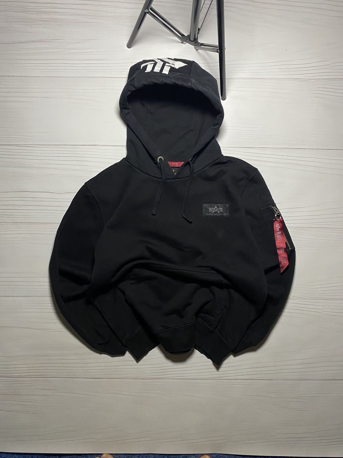 Alpha industries hoodie red hotsell
