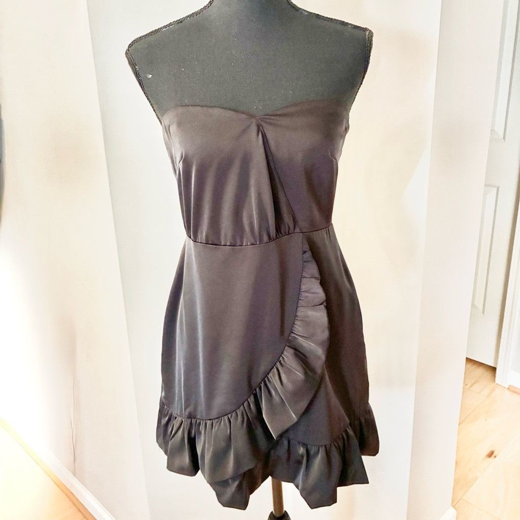 Lulus Lulus Adorable Black Ruffle Strapless Bodycon Dress- Small Size S / US 4 / IT 40 - 7 Thumbnail