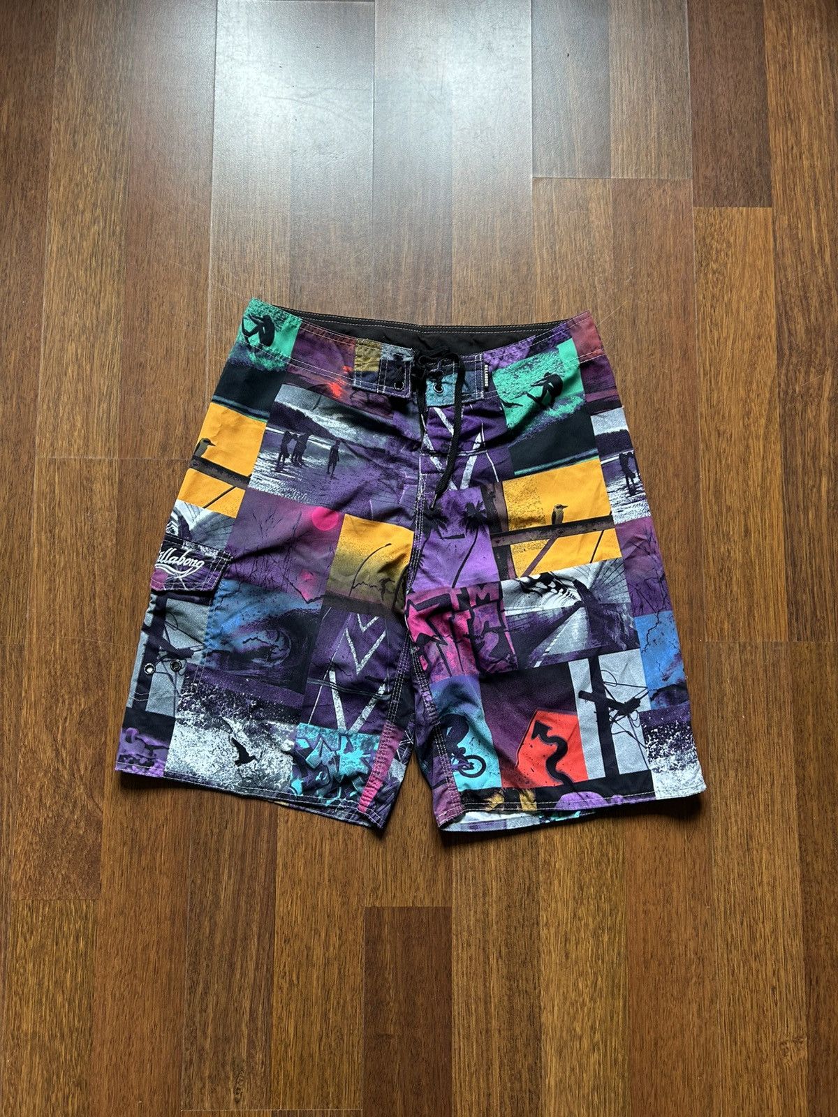 Billabong Vintage Billabong 90’s Crazy Graphic Printed Surf Size 34 Size US 34 / EU 50 - 1 Thumbnail