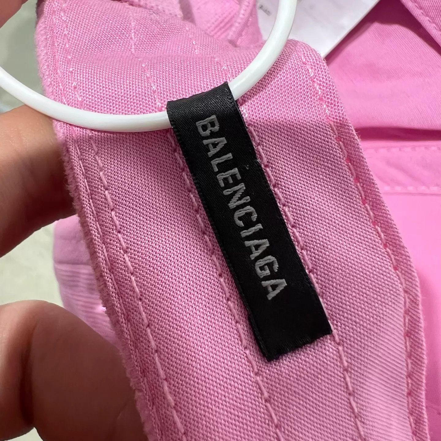 Balenciaga Balenciaga Man Utd Embroidered Pink Baseball Cap NWT Size ONE SIZE - 5 Thumbnail
