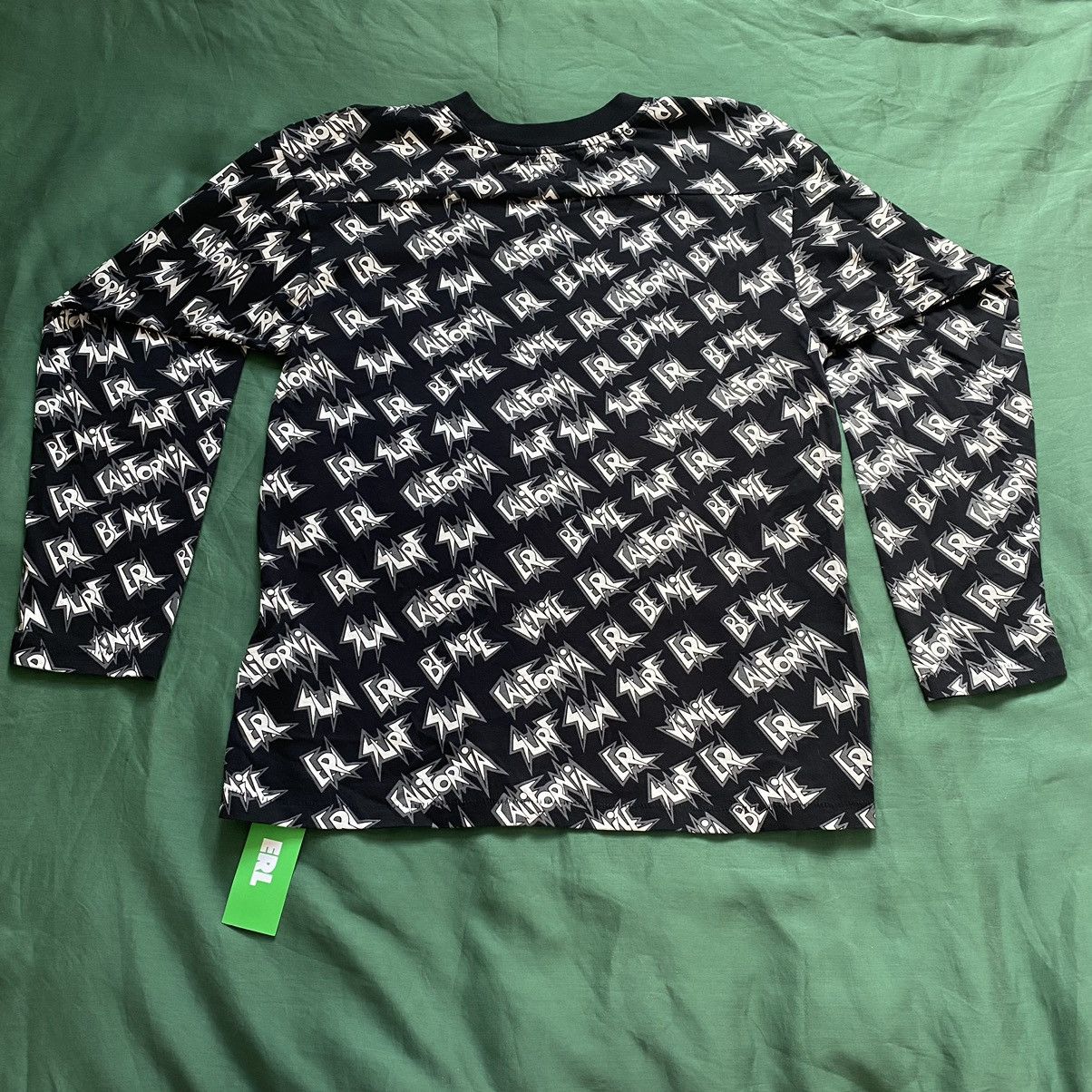 ERL ERL Logo Longsleeve Size US M / EU 48-50 / 2 - 17 Thumbnail