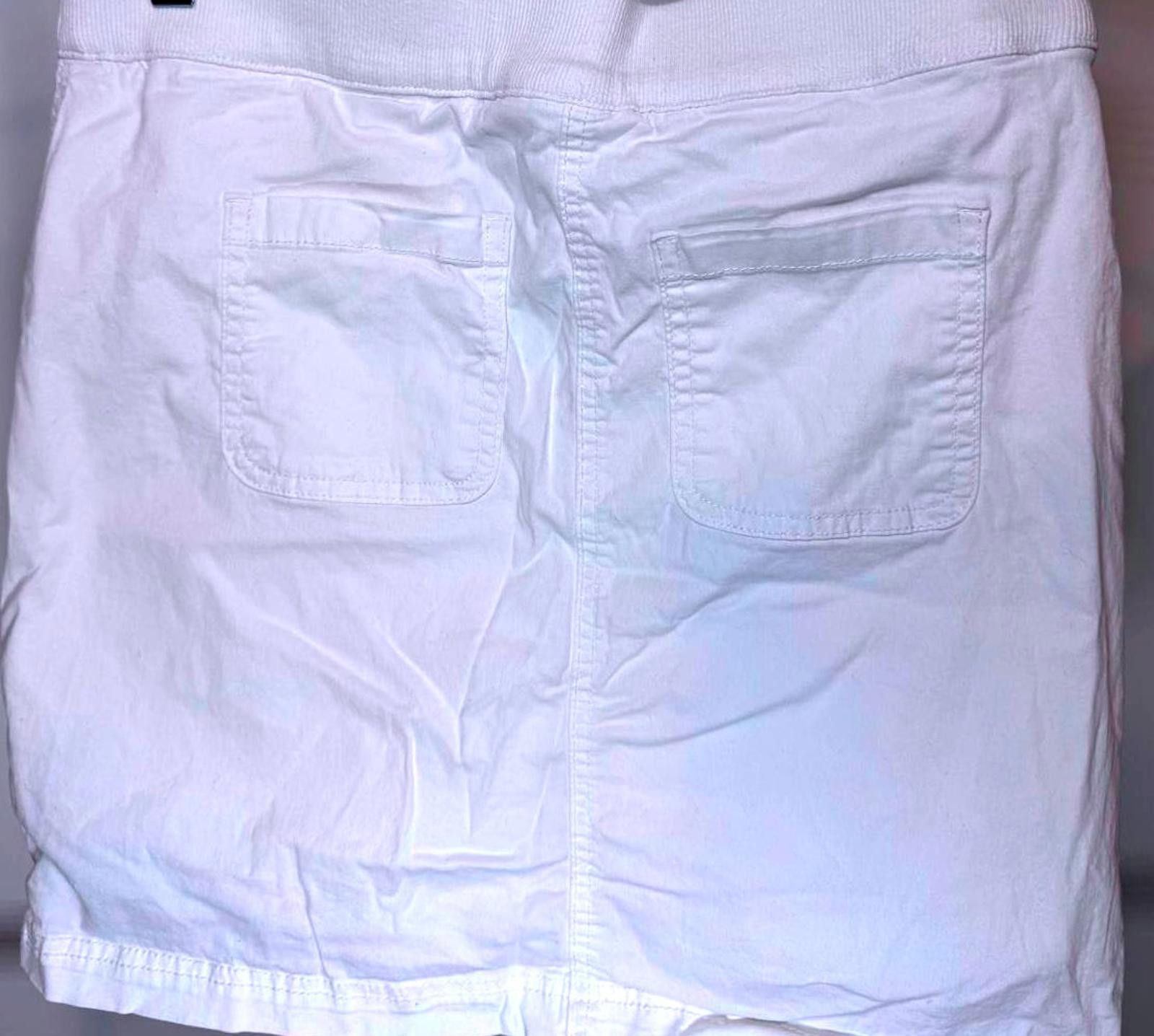 Designer Karen Scott White Denim Skirt - Size 6P Size 28" / US 6 / IT 42 - 2 Thumbnail