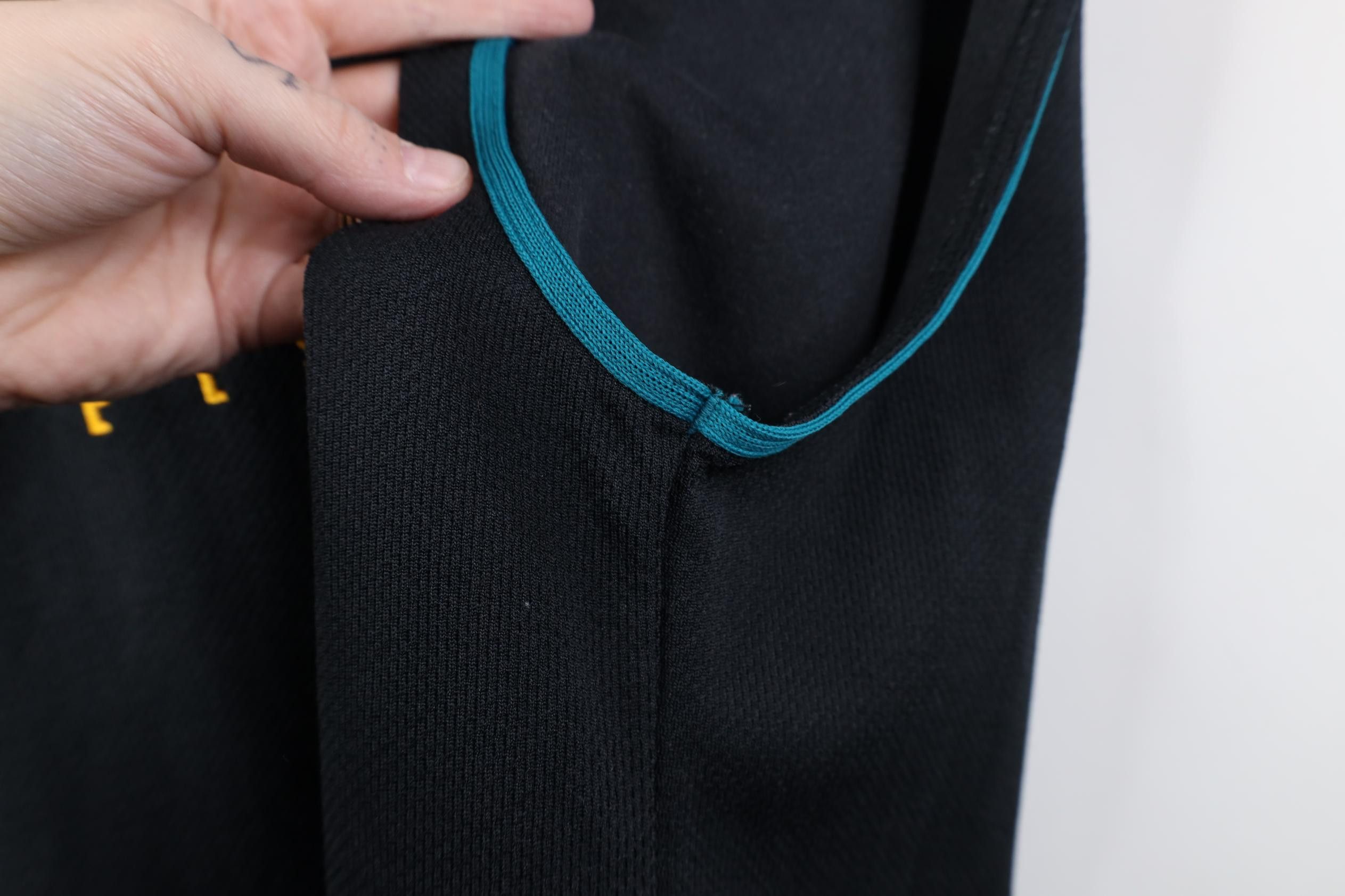 Nike Vintage 90s Nike NBA Basketball Jersey Training Black Teal Size US XXL / EU 58 / 5 - 8 Thumbnail