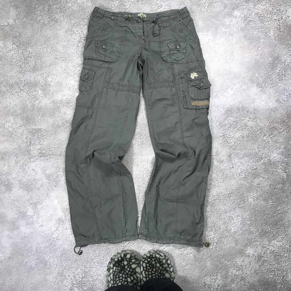 Vintage Vintage Y2K Baggy Cargo Pants Parachute Streetwear Logo 30 Size 30" / US 8 / IT 44 - 2 Thumbnail