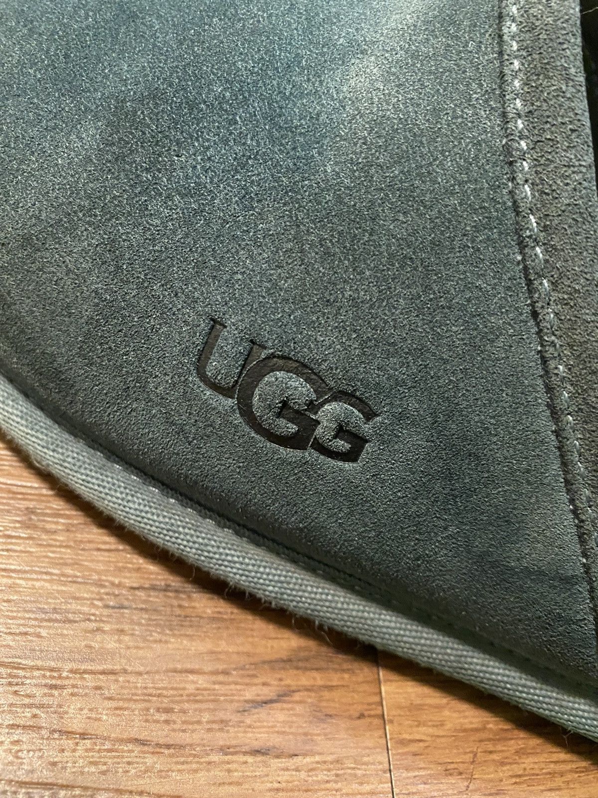 Ugg Uggs House Slippers Size US 9.5 / EU 42-43 - 3 Thumbnail