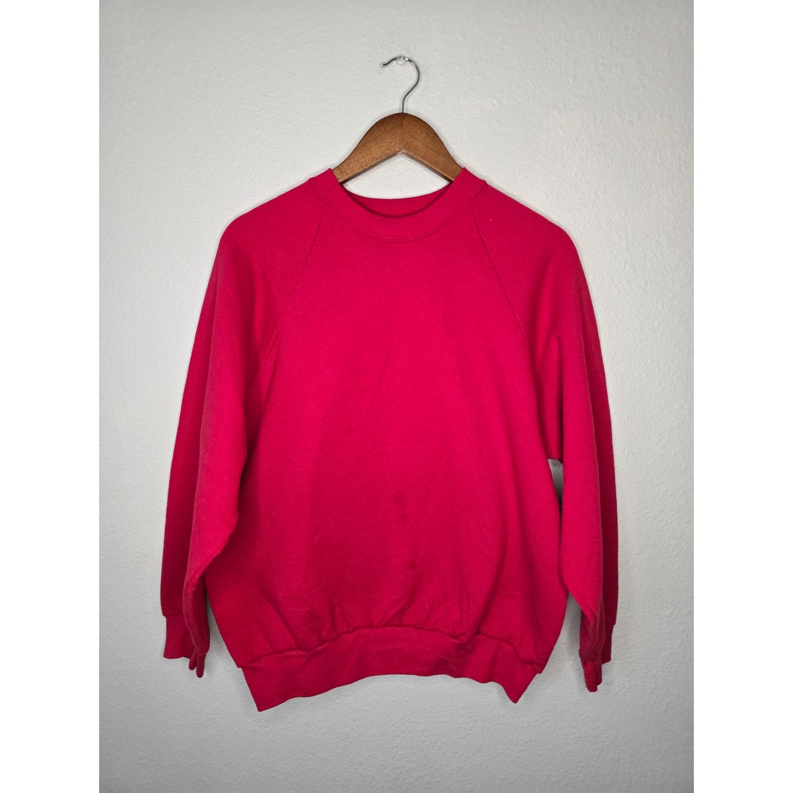 Fruit Of The Loom × Vintage Vintage Womens Blank Crewneck Large Red Sweatshirt 90s Size L / US 10 / IT 46 - 1 Thumbnail