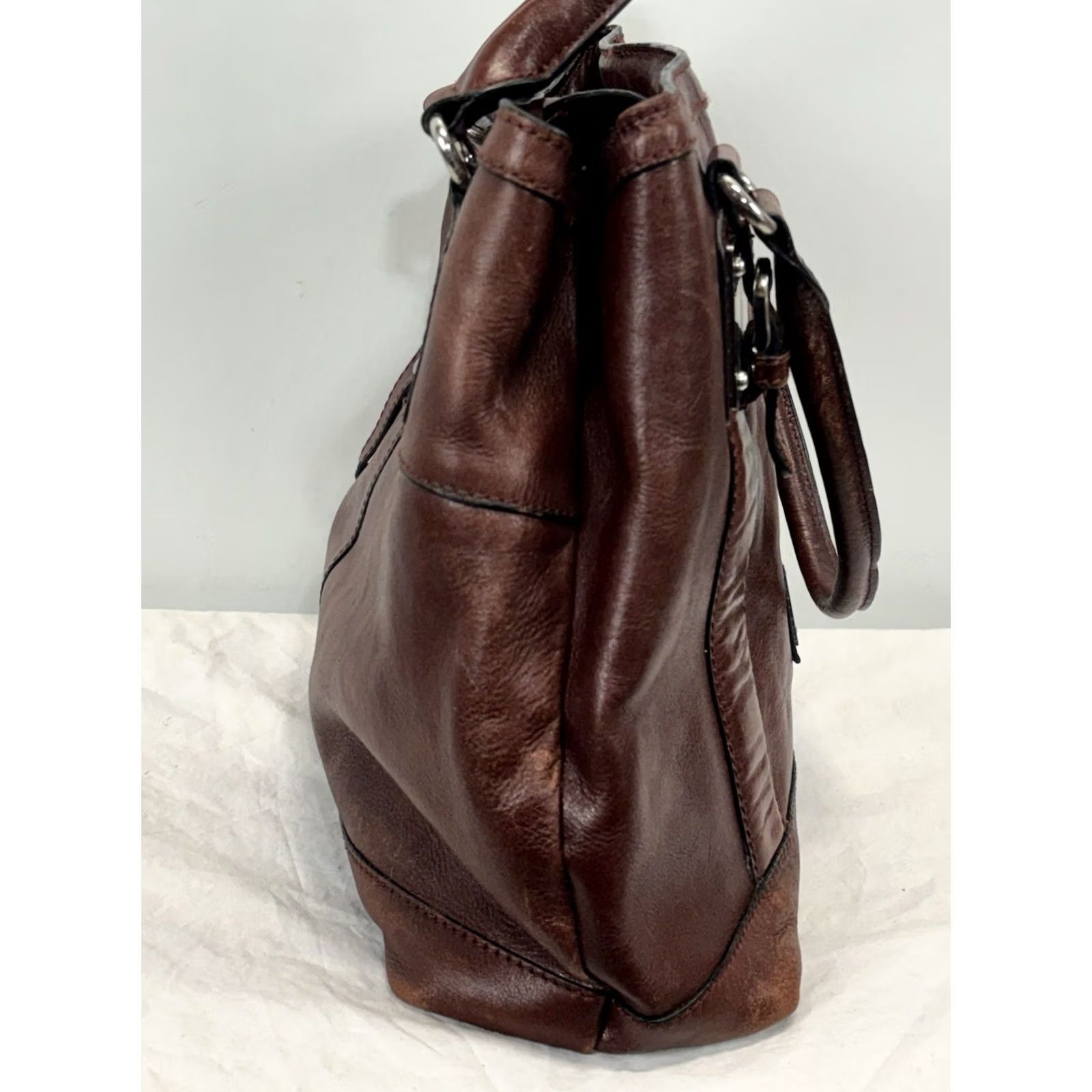 Vintage VINTAGE Pelle Studio Burgundy Leather Shoulder Bag Purse Oxblood Read Women Medium Leather Shopper/Shoulder Bag 13x12x4.5in Womens Size ONE SIZE - 5 Thumbnail