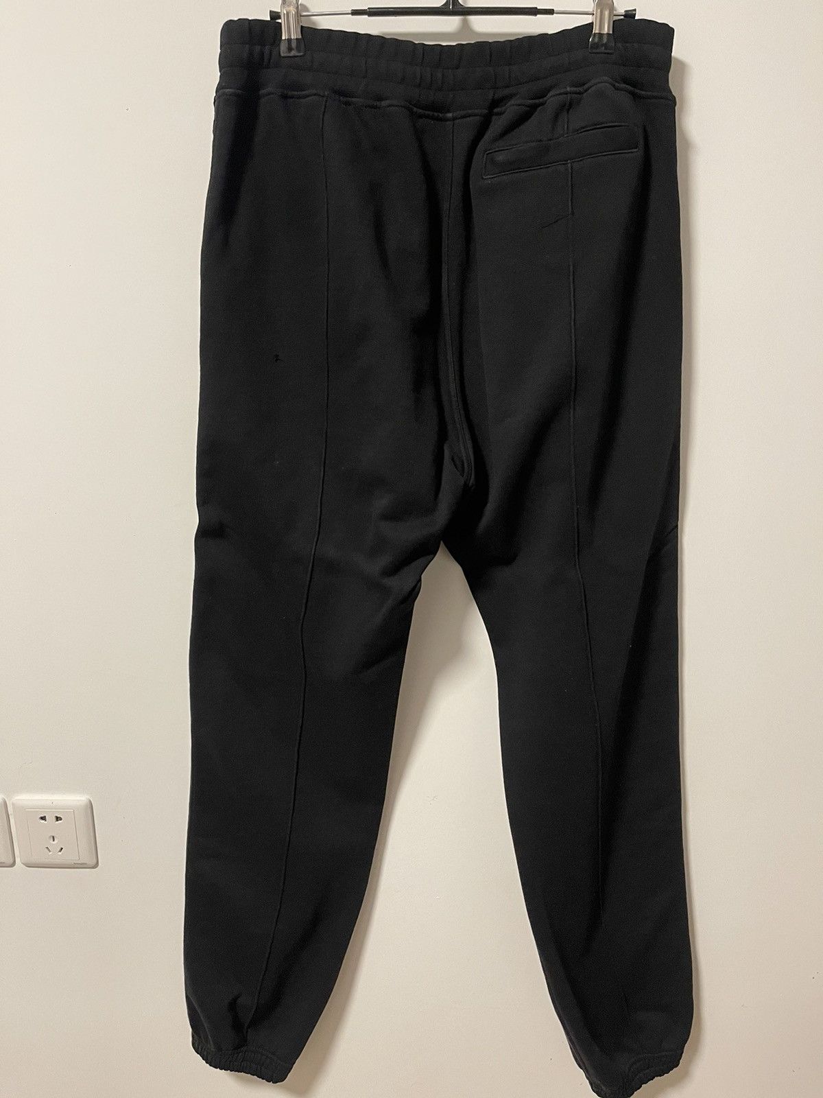 Haider Ackermann Haider ackermann 15FW velvet strip sweatpants Size US 32 / EU 48 - 2 Thumbnail