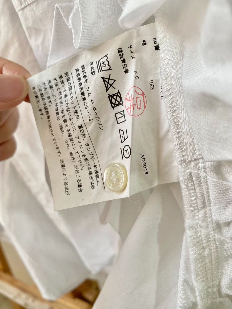 Comme des Garcons Comme Des Garcons Long Sleeve Shirt with Slit Pouched Lace Size XS / US 0-2 / IT 36-38 - 4 Thumbnail