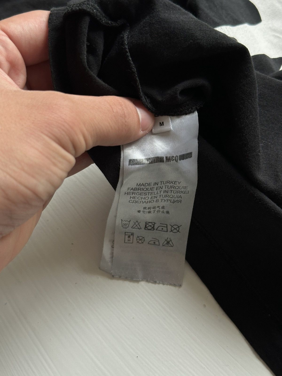Alexander McQueen × MCQ × McQ Alexander McQueen Alexander McQueen Bird Logo Tee Shirt Size US M / EU 48-50 / 2 - 7 Thumbnail