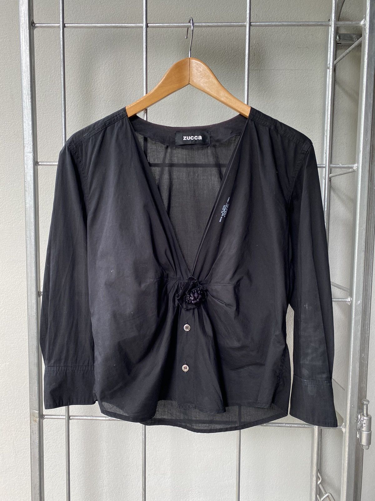 Zucca ZUCCA Black Rosette Front Blouse Size M / US 6-8 / IT 42-44 - 1 Thumbnail