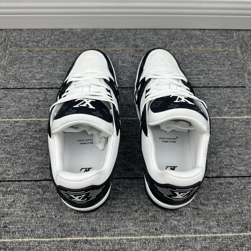 Louis Vuitton Louis Vuitton Panda Trainer Low Top Sneakers -2508 Size US 8.5 / EU 41-42 - 9 Thumbnail