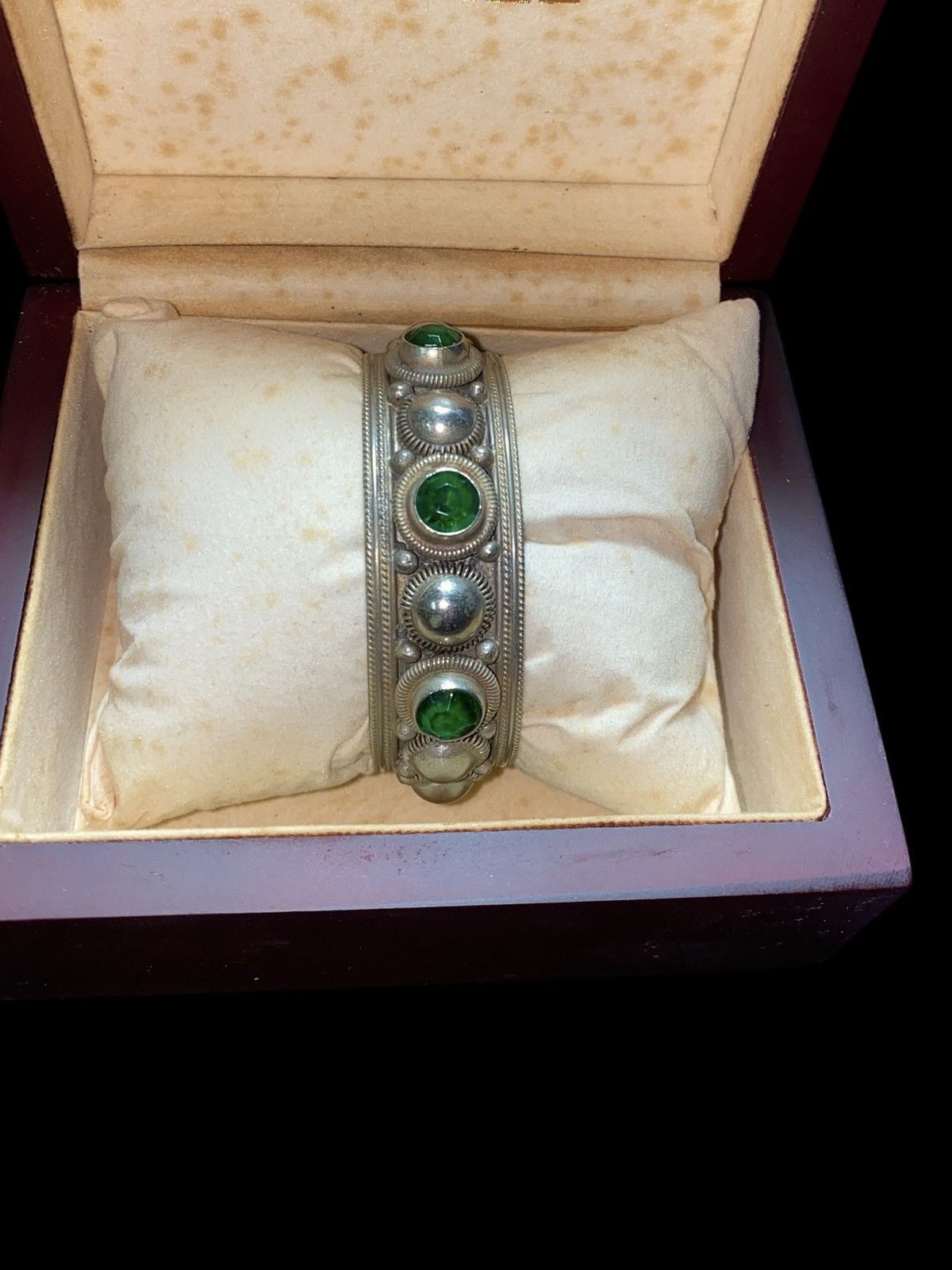 Sterling Silver Vintage 60s-70s Siam Sterling Silver Bracelet emerald green Size ONE SIZE - 2 Thumbnail