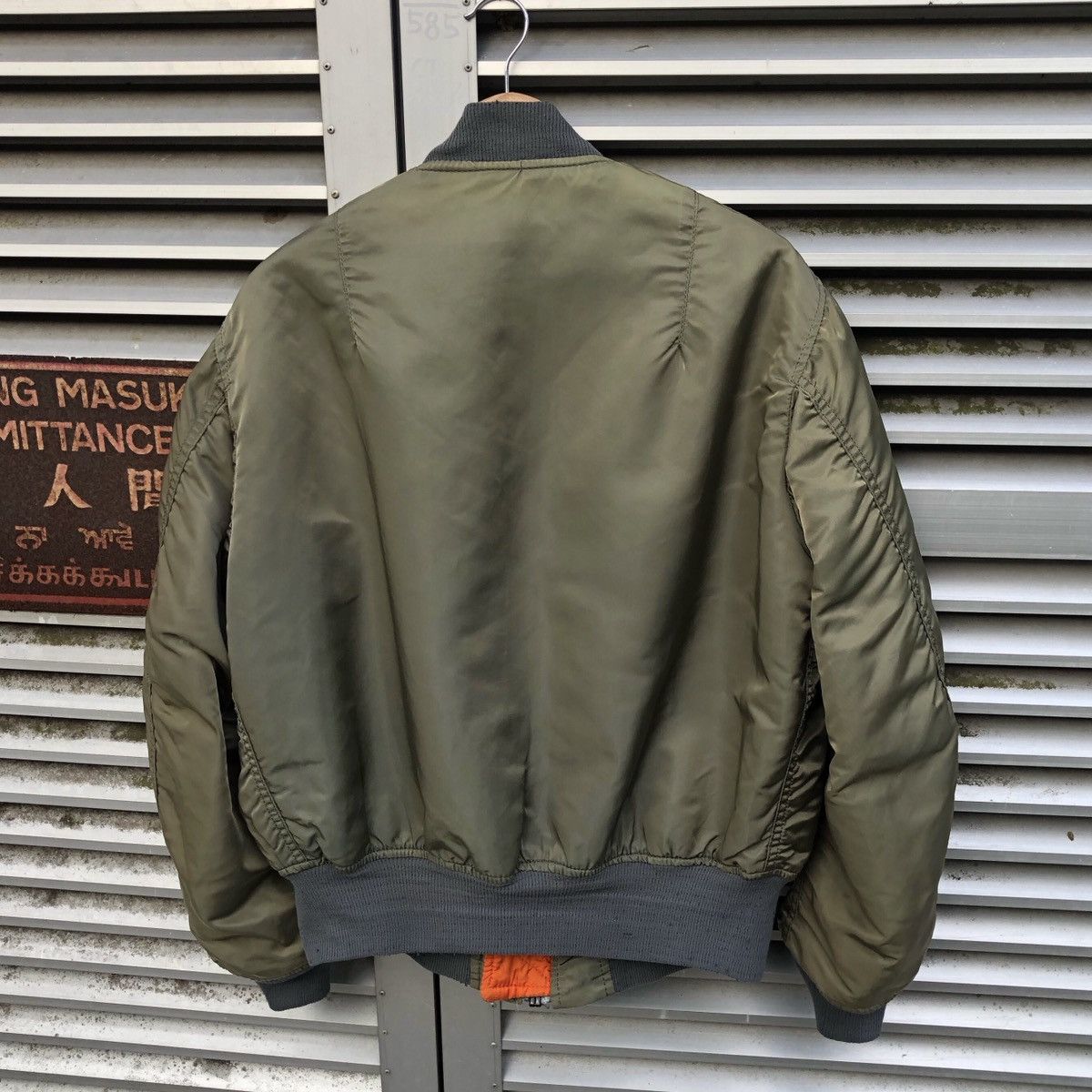 Alpha Industries Alpha Flyer’s Man Intermediate Ma-1 Sun Faded Bomber Jacket Size US L / EU 52-54 / 3 - 2 Thumbnail