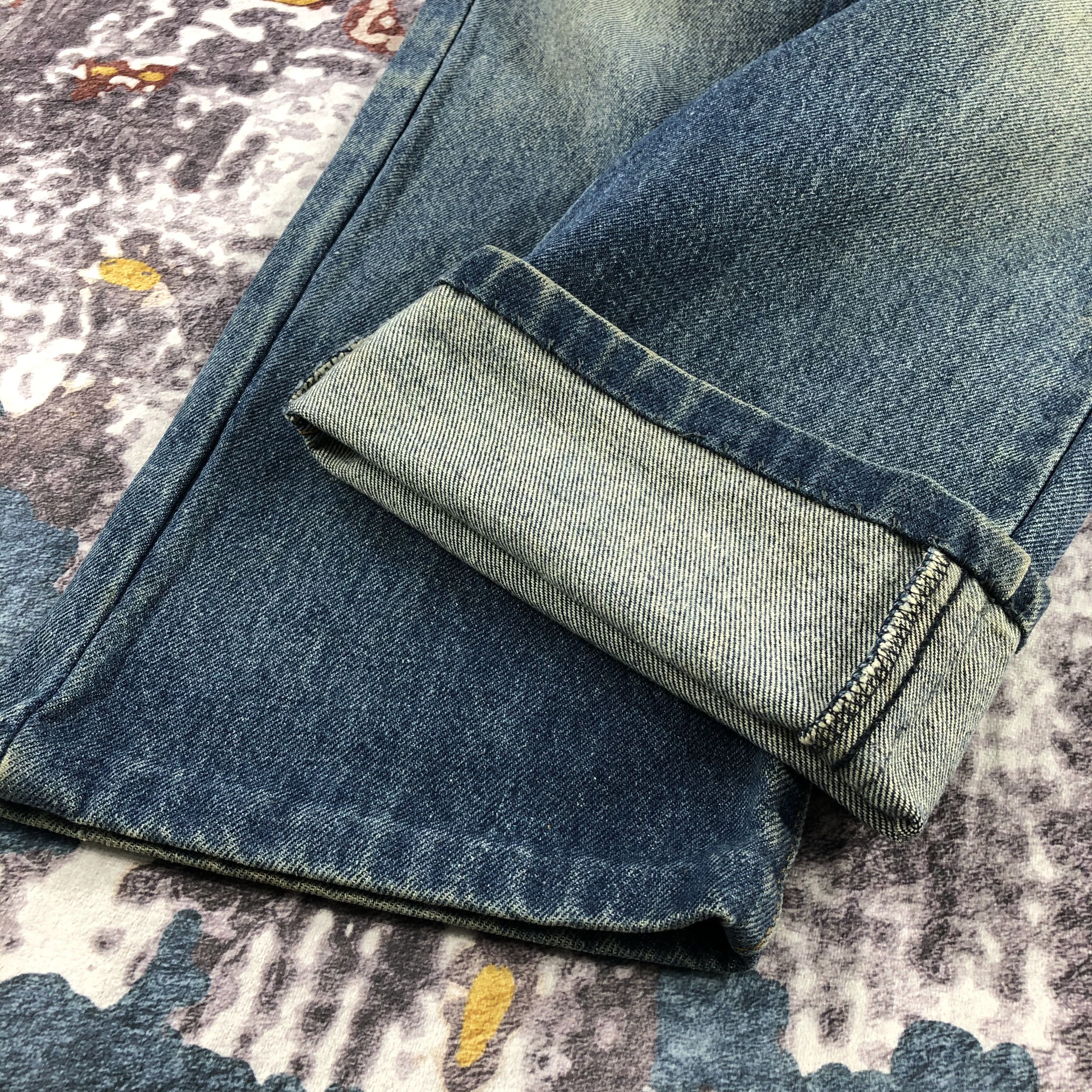 Levi's × Vintage Vintage Blue Wash Levis 517 Flare Jeans-JM2129 Size US 35 - 7 Thumbnail