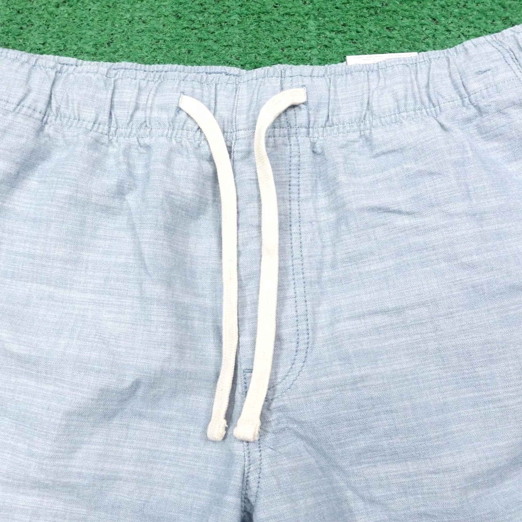 Vintage St. John's Bay Shorts Mens XLT Blue Chambray Drawstring Cotton 8 Inseam Size US 36 / EU 52 - 2 Thumbnail