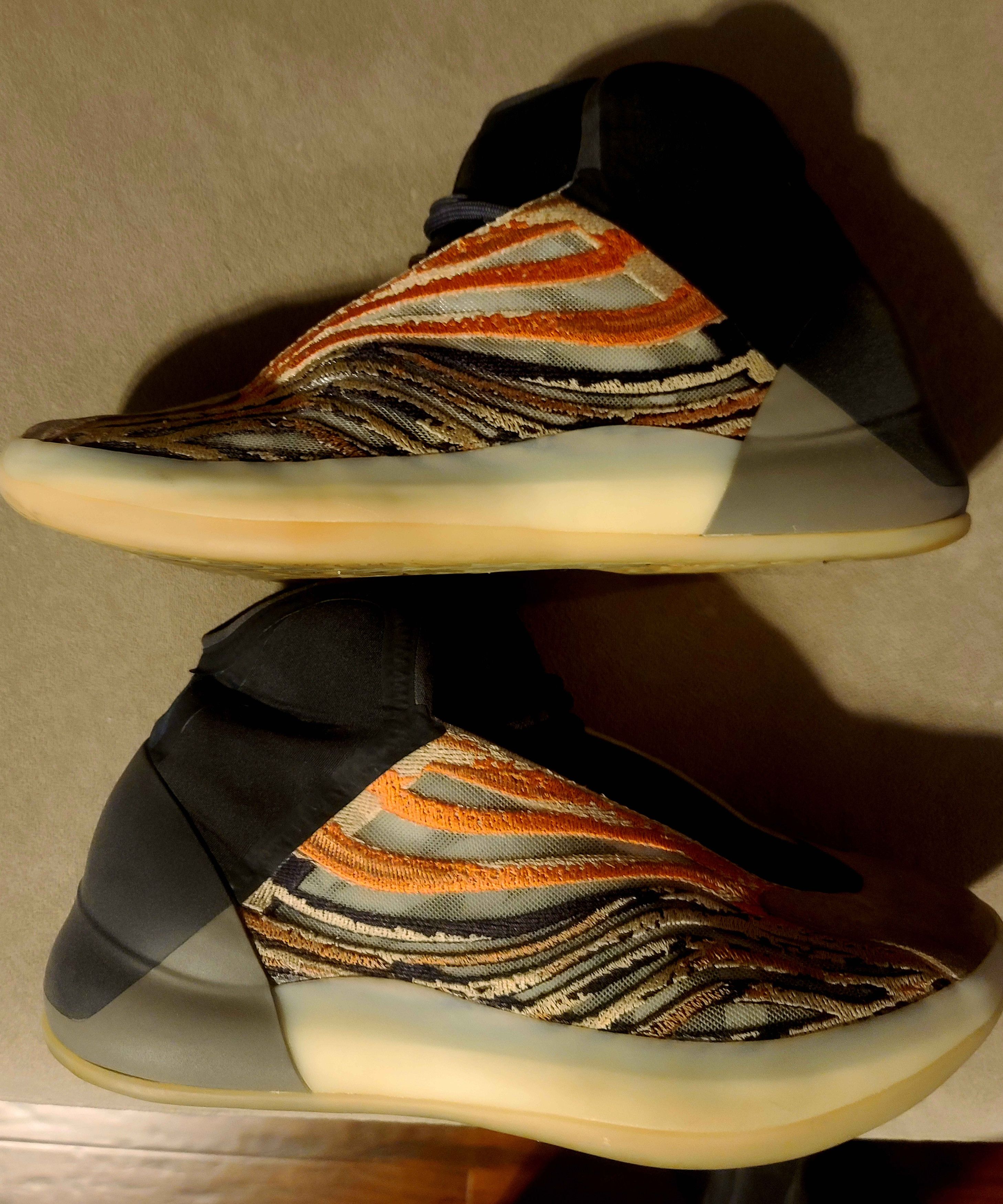 Adidas Yeezy QNTM/Quantum Flash Orange Size 10 US Size US 10 / EU 43 - 2 Thumbnail