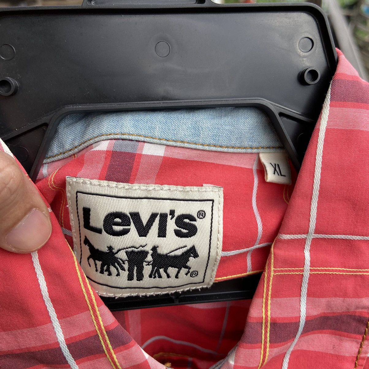 Levi's × Vintage Levi’s Checker Button Up Shirt Size US L / EU 52-54 / 3 - 5 Thumbnail