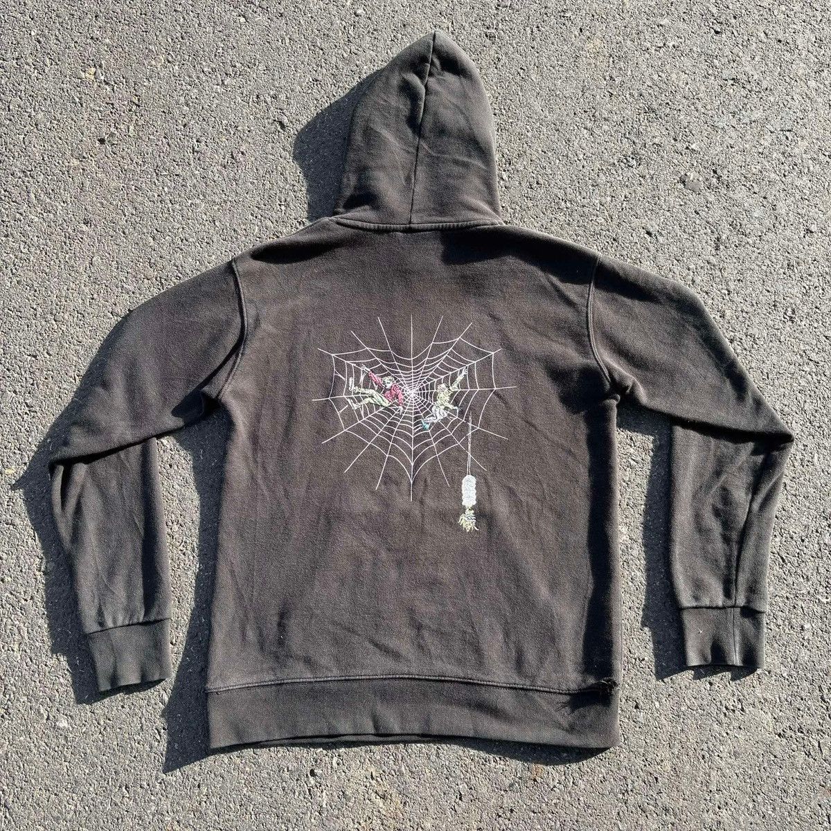 Vintage Left Alone Japan Embroidery Hoodie Spider Web Graphic Faded Size US M / EU 48-50 / 2 - 1 Thumbnail