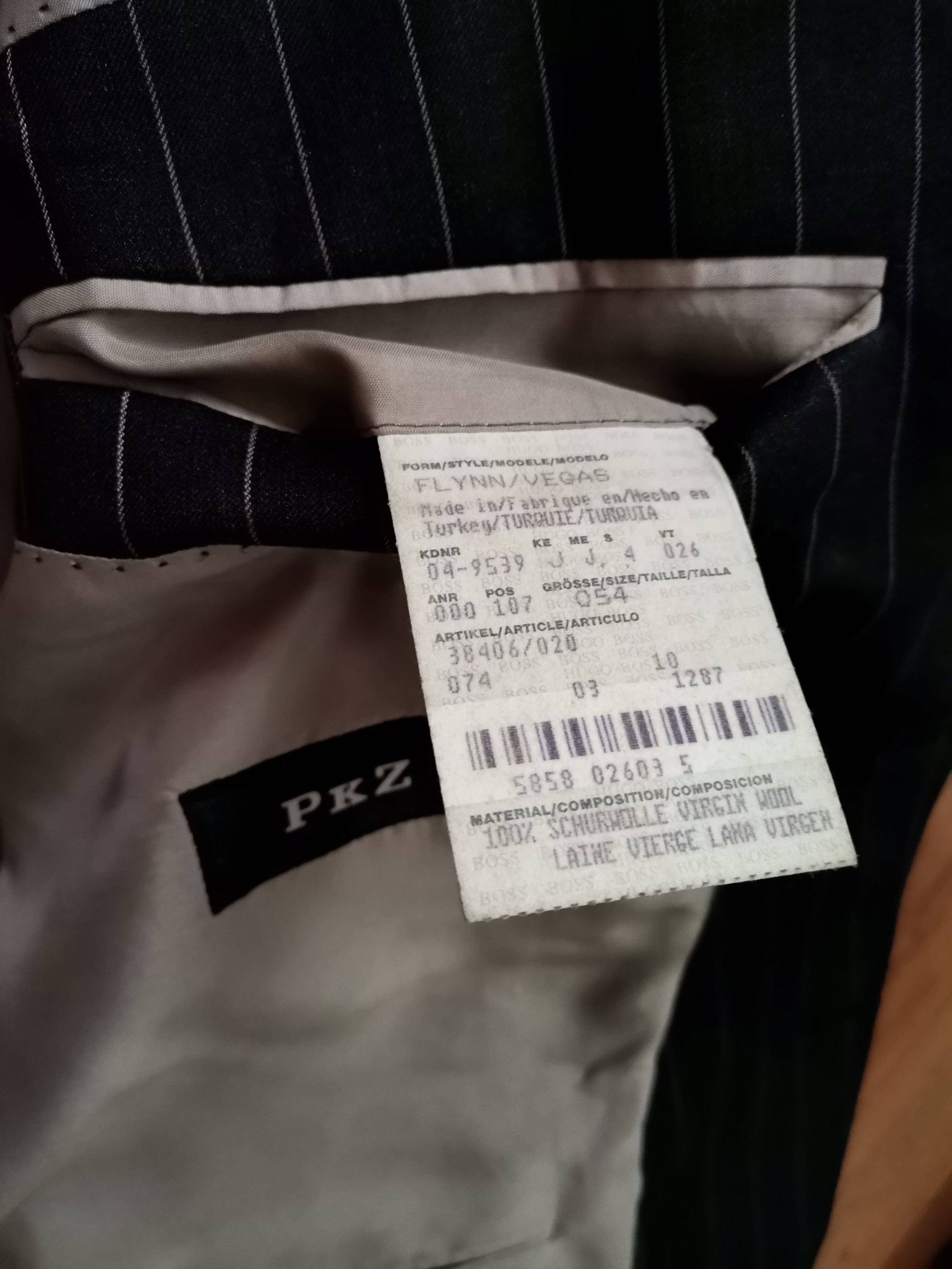 Hugo Boss Hugo Boss Striped Suit Size 44R - 4 Thumbnail