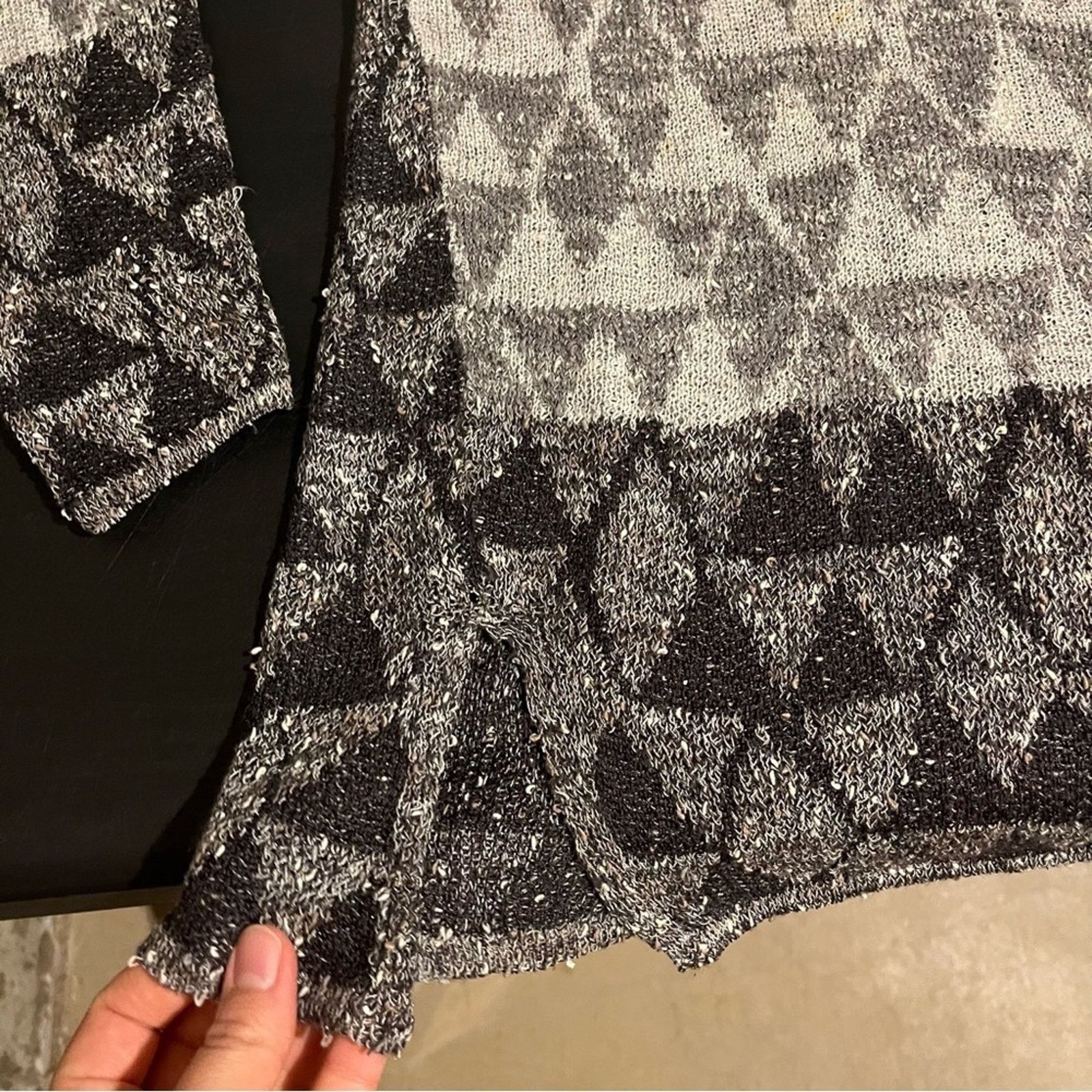 NIC+ZOE NIC+ZOE Black Grey Geometric Knit Top Sweater Women’s Sz XS Size XS / US 0-2 / IT 36-38 - 6 Thumbnail
