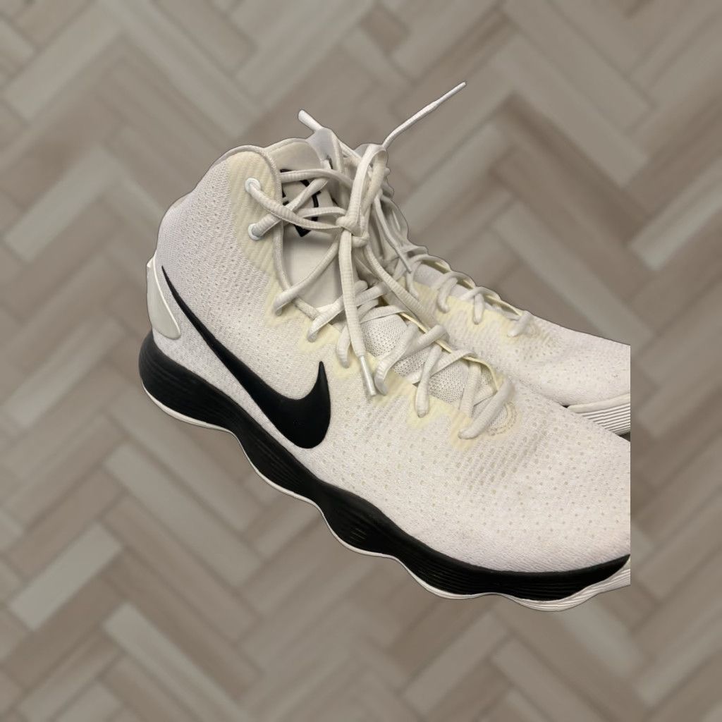 Nike VINTAGE Nike Hyperdunk 2017 Sneaker Mens Adult White 13 14 White/Black 897808-100 Nike Hyperdunk 2017 Size US 13 / EU 46 - 1 Thumbnail