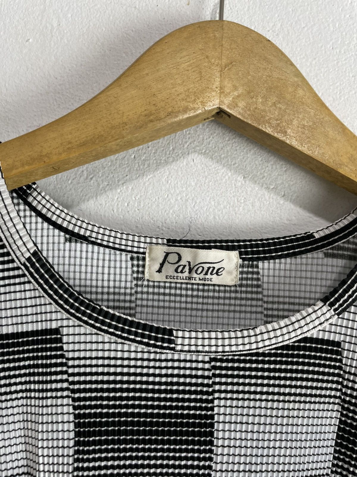 Issey Miyake Pavone Japanese Pleates Boxy tee 'issey style' Size US M / EU 48-50 / 2 - 7 Thumbnail