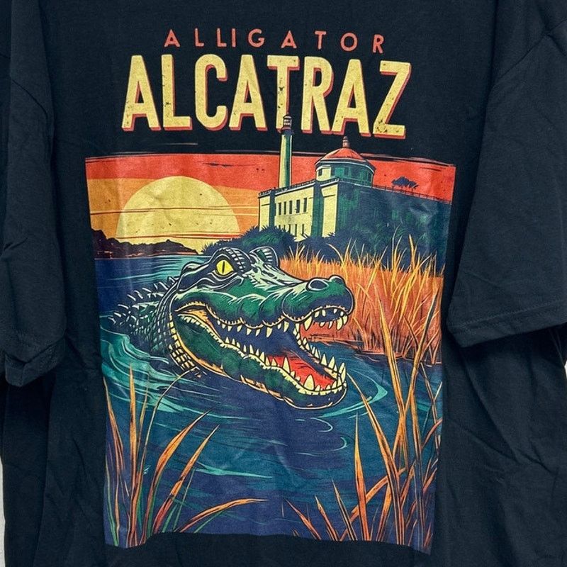 Gildan NWT New Gildan Womens 2XL Alligator Alcatraz Crew Neck Shirt Size XXL / US 16-18 / IT 52-54 - 2 Thumbnail