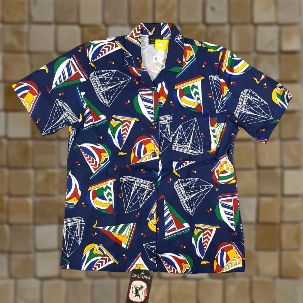 Nautica VINTAGE Infinity Chic Nautical Print Short Sleeve Button-Up Shirt S Blue 90s Casual Mens Size US S / EU 44-46 / 1 - 1 Thumbnail