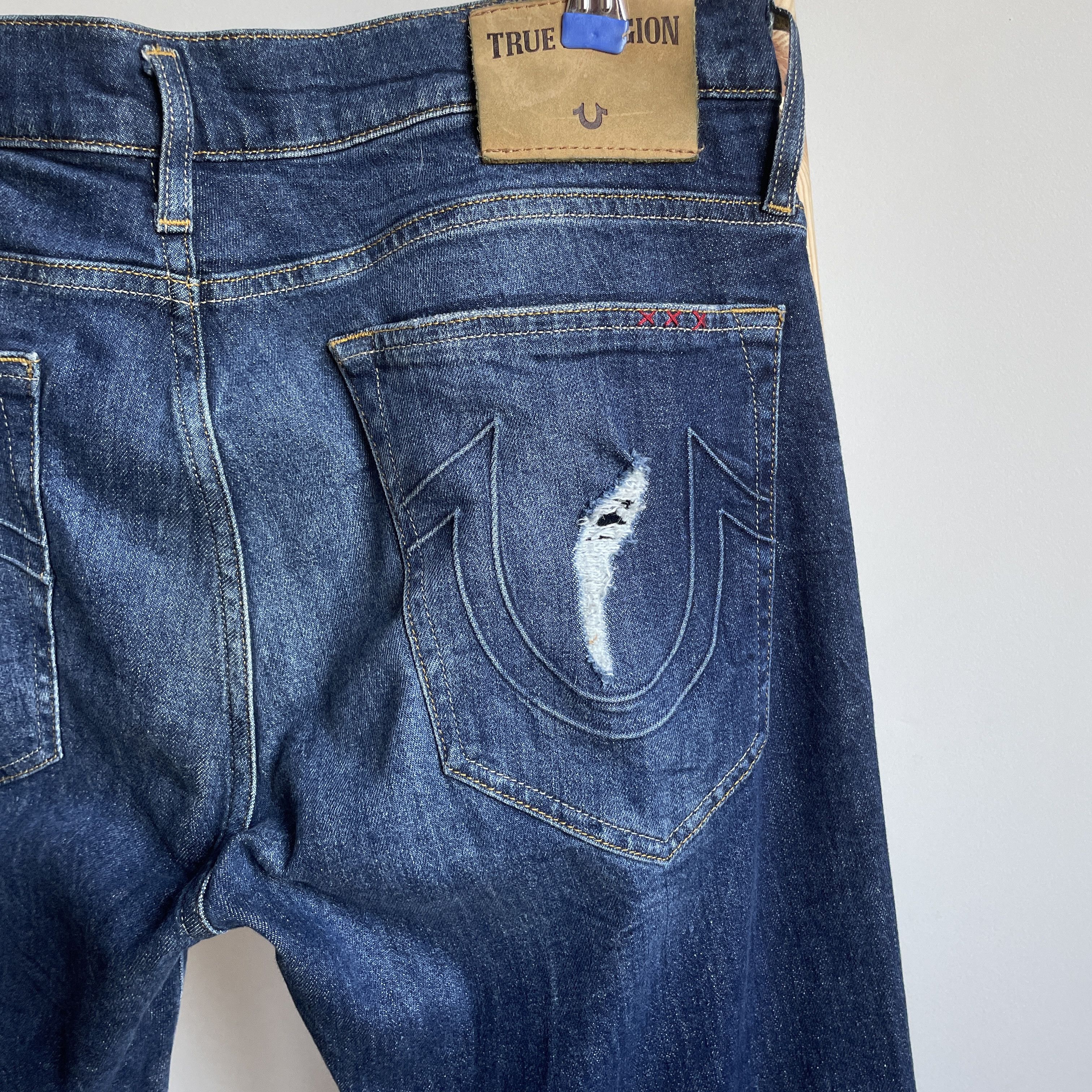 True Religion True Religion Rocco Relaxed Skinny Distressed Denim Size 34 Size US 34 / EU 50 - 8 Thumbnail