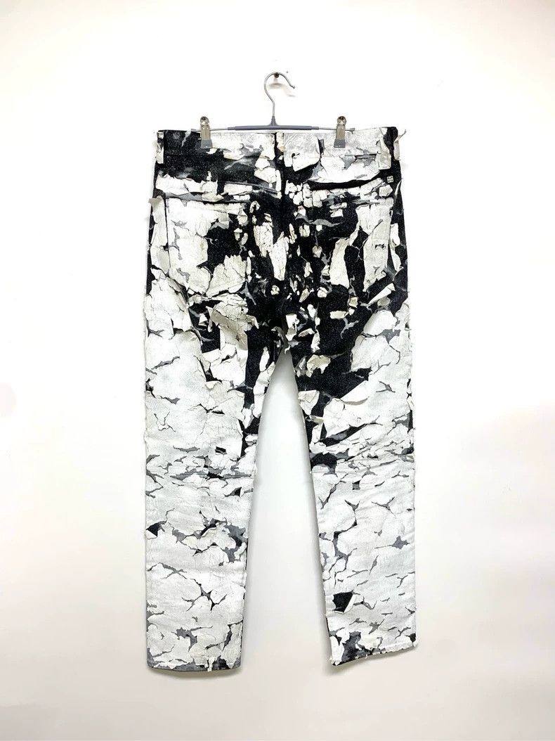 Givenchy Givenchy Plaster Paint Burst Destroyed Denim Pants 2506-Nex Size US 33 - 8 Thumbnail