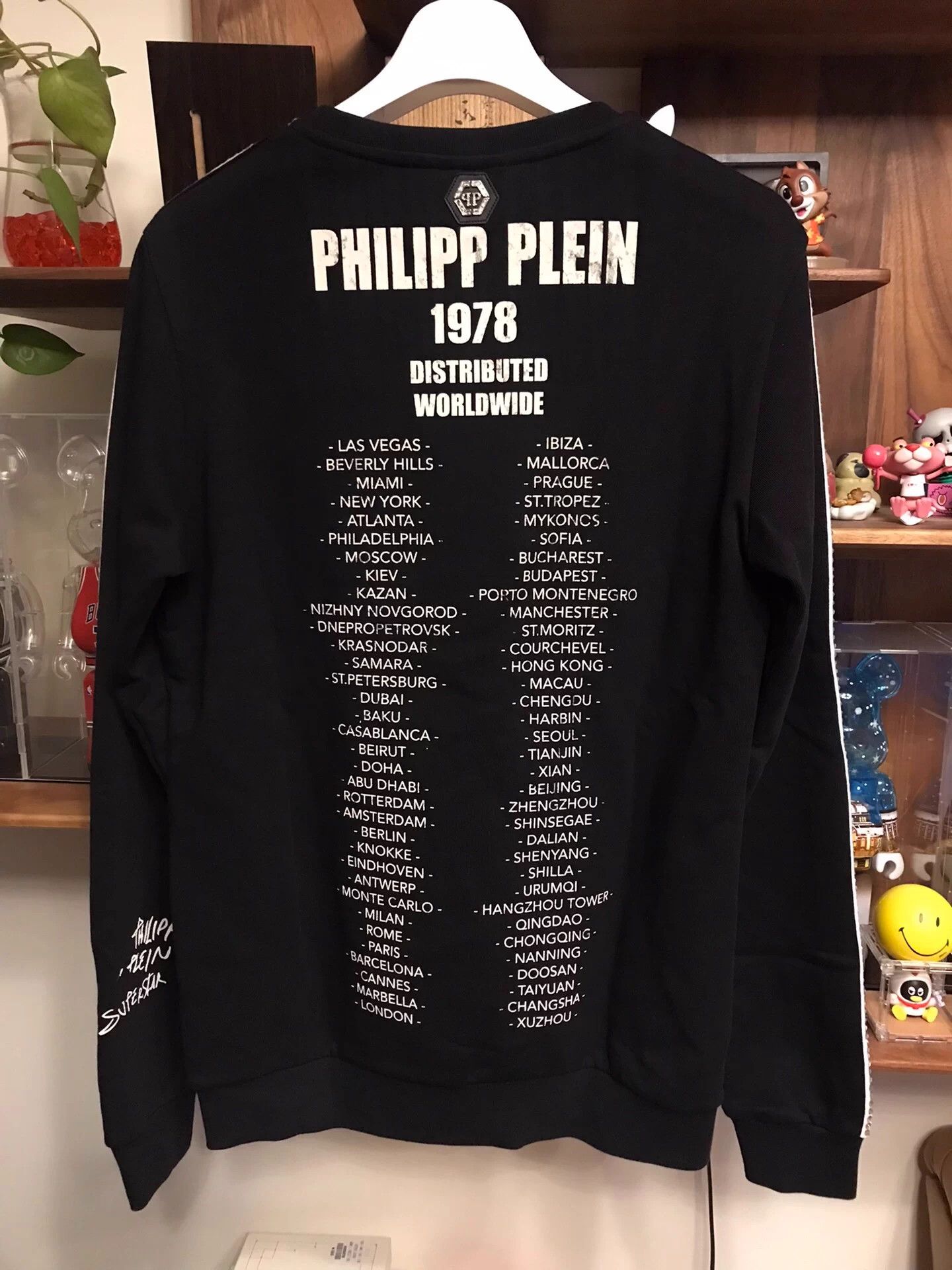 Philipp Plein PP Women's S Front Rhinestone Arm Back City Rock Sweatshirt Size S / US 4 / IT 40 - 2 Thumbnail