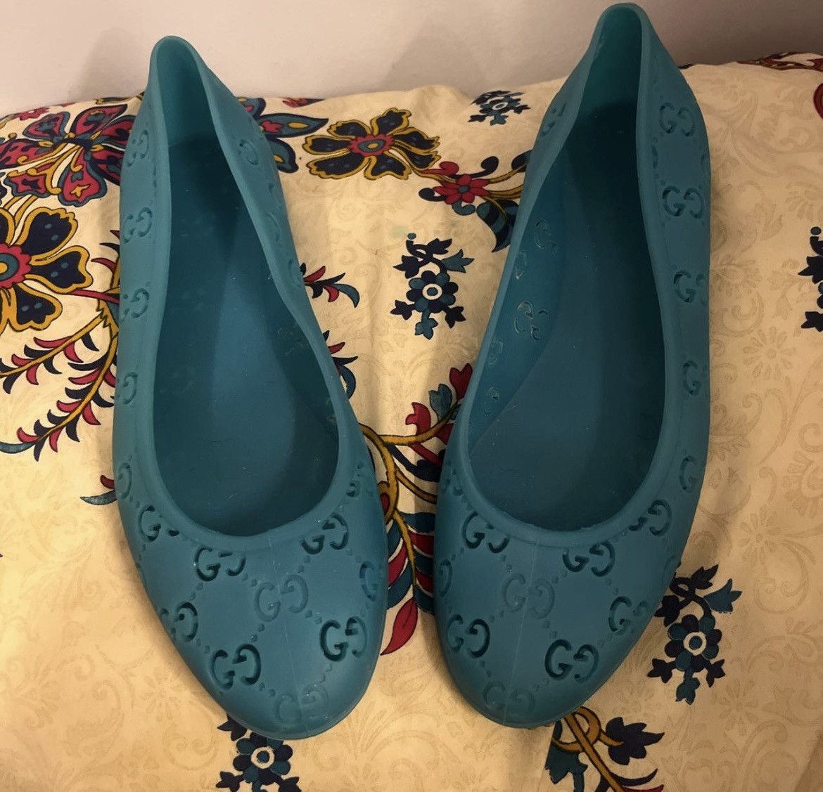 Gucci vintage gucci laser-cut jelly rubber flats *discontinued* Size US 8 / IT 38 - 1 Thumbnail