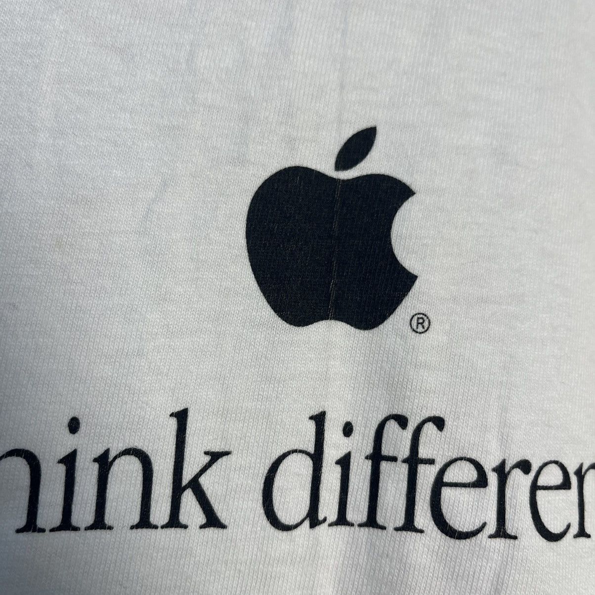 Apple Vintage 90's Apple iMac Yum Think Different Novelty Tech Tee Size US L / EU 52-54 / 3 - 16 Thumbnail