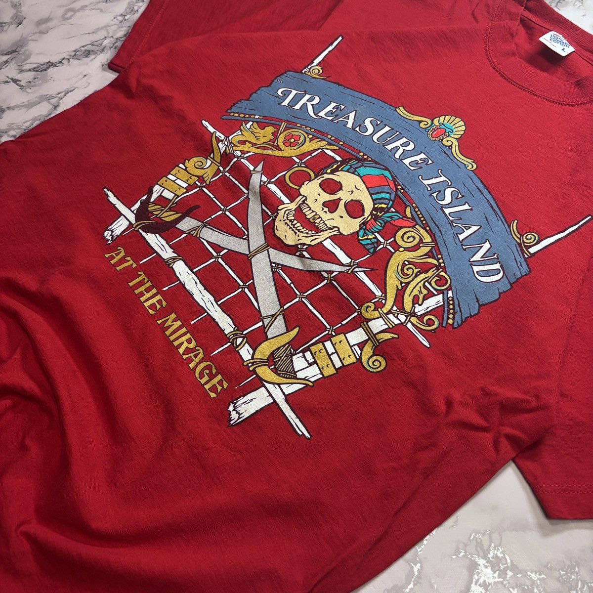 Other Vintage 90s Treasure Island at the Mirage Size US L / EU 52-54 / 3 - 2 Thumbnail