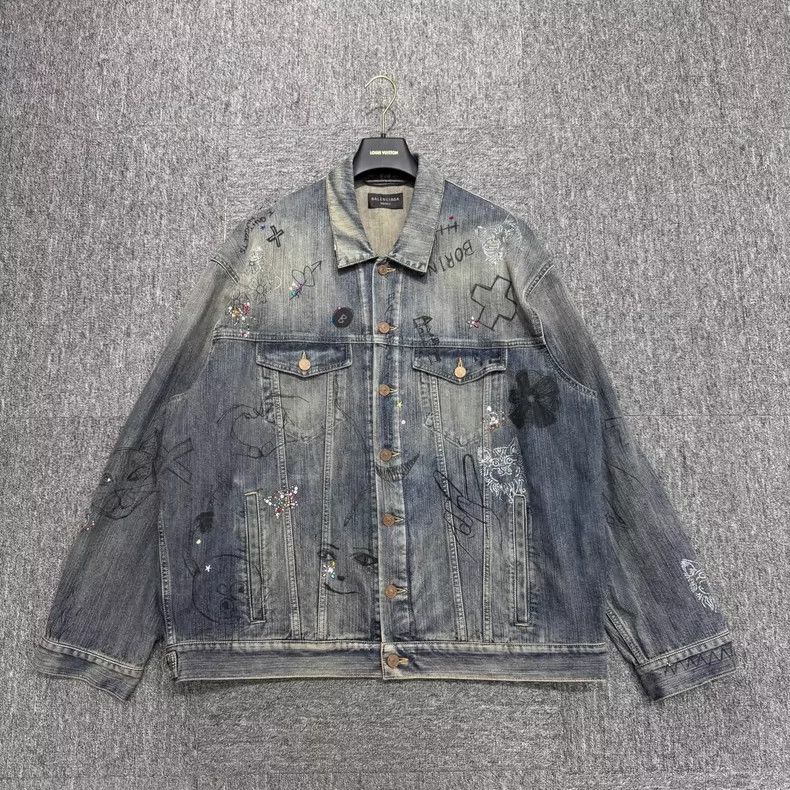 Balenciaga Balenciaga Graffiti Distressed Diamond Studded Denim Jacke Size US S / EU 44-46 / 1 - 1 Thumbnail